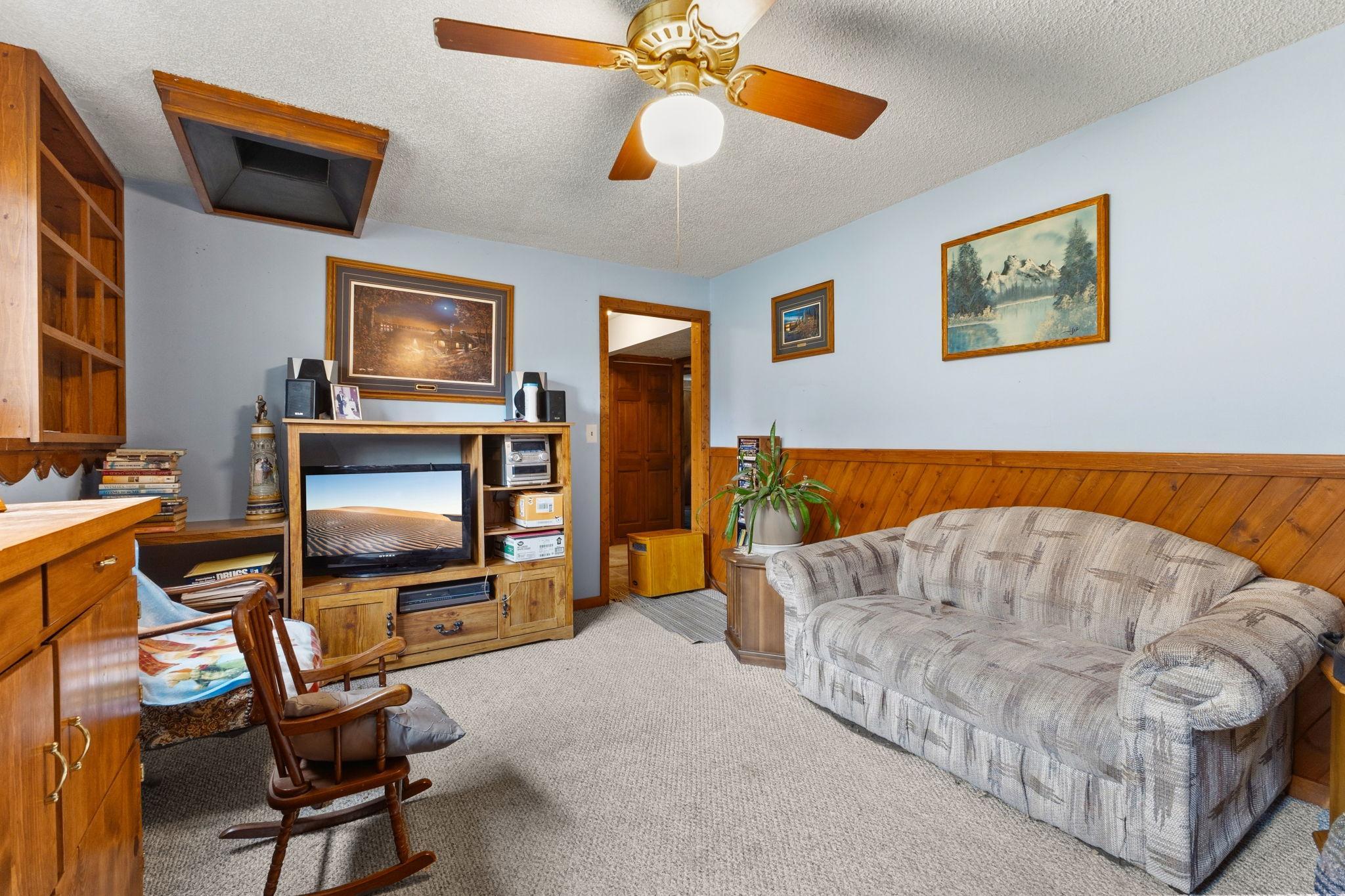 20091 Red Wing Boulevard Property Photo 17