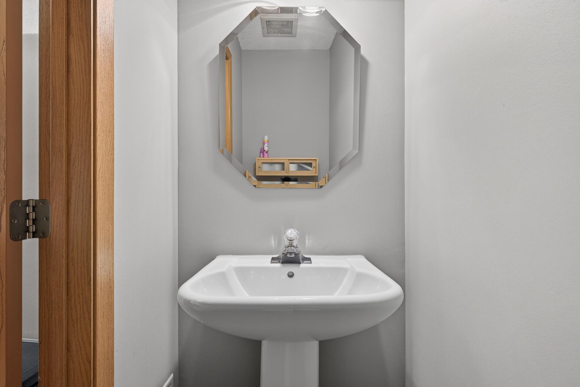 15516 Float Lane 137 Property Photo 8