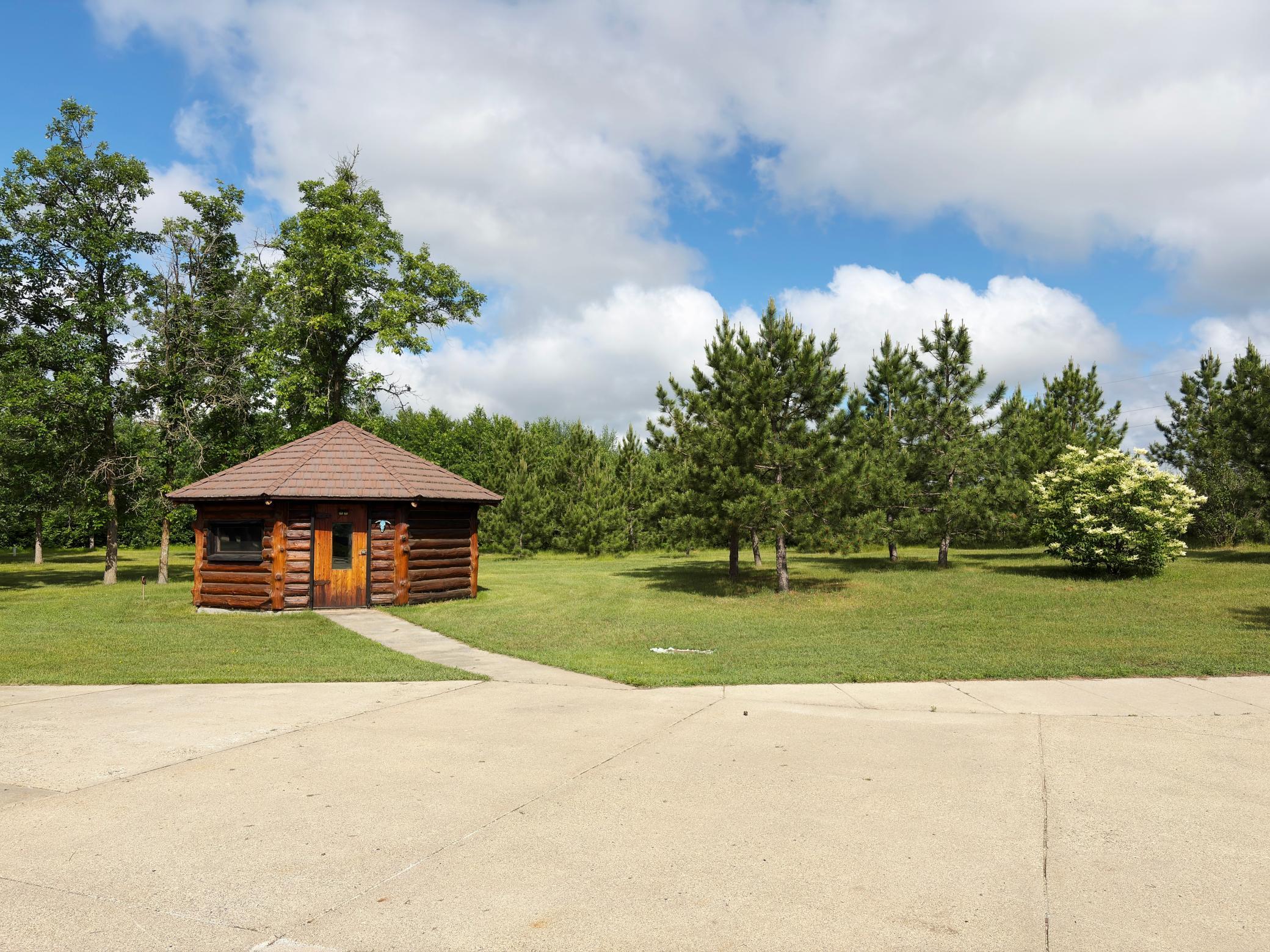 12207 110th Street Property Photo 8