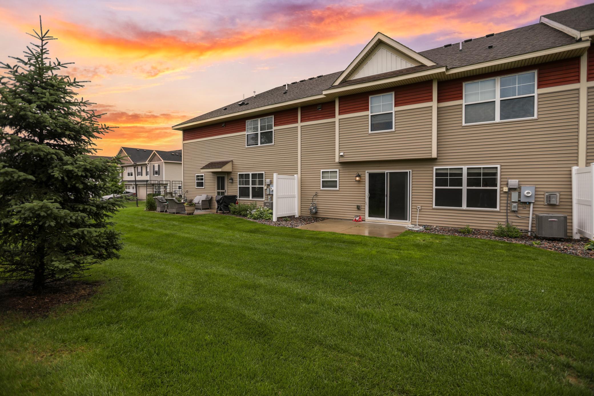 11628 Forest Lane Property Photo 6