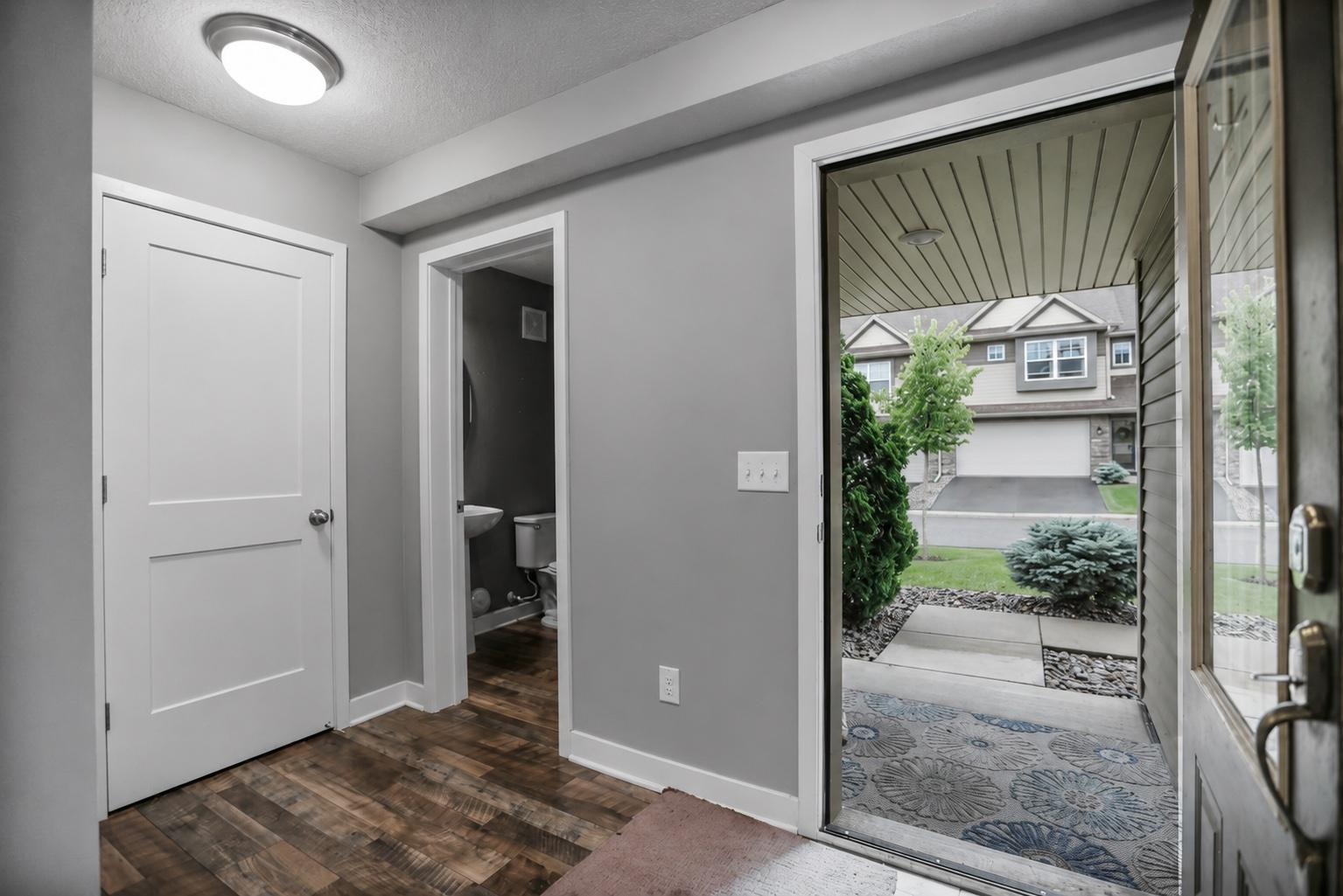 11628 Forest Lane Property Photo 8