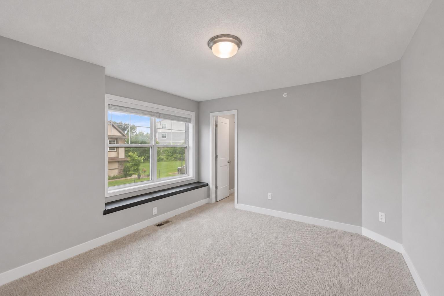 11628 Forest Lane Property Photo 24