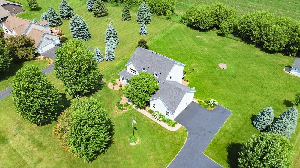 646 Tribute Parkway Property Photo 1