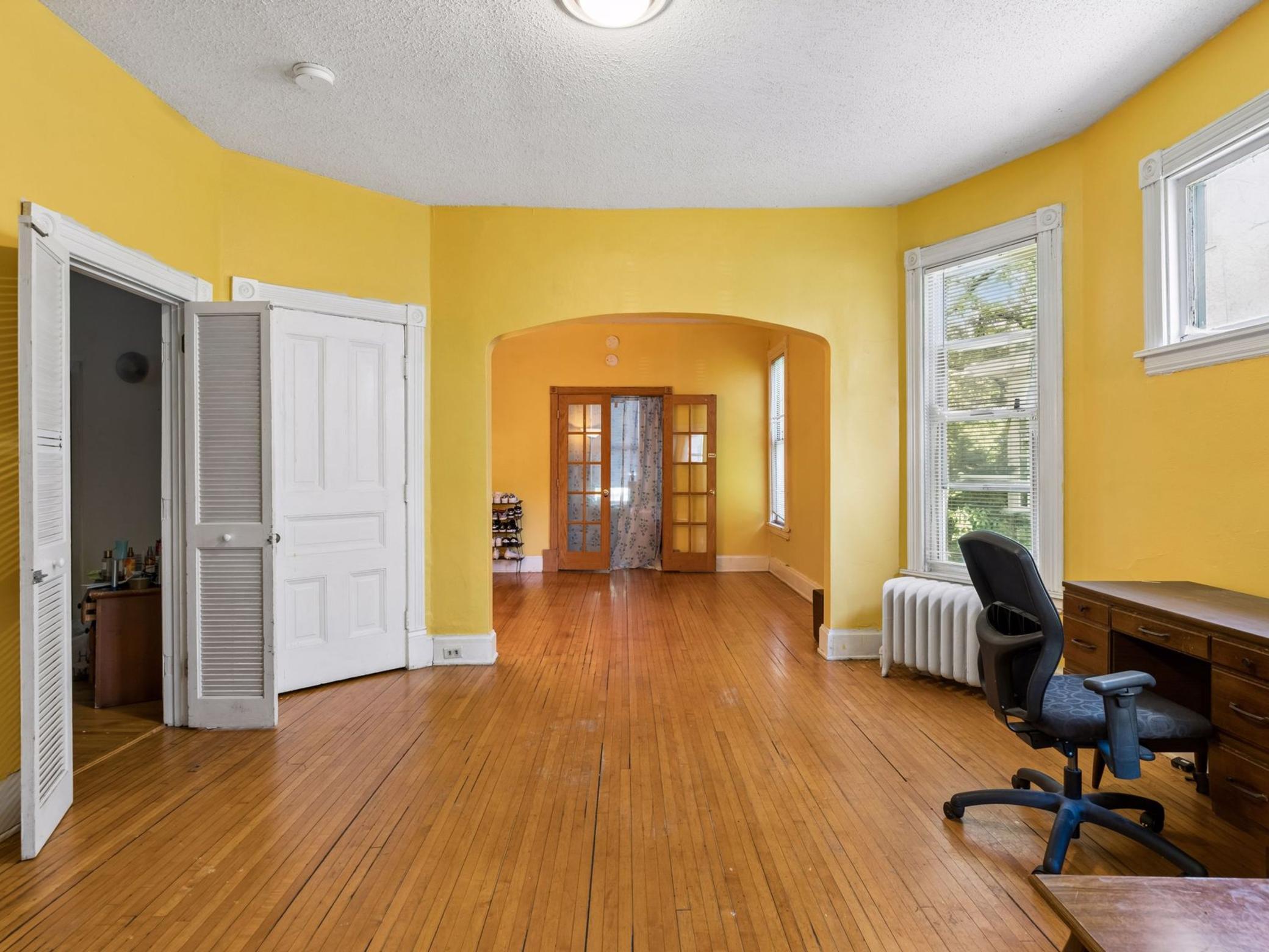 3602 Bloomington Avenue Property Photo 5