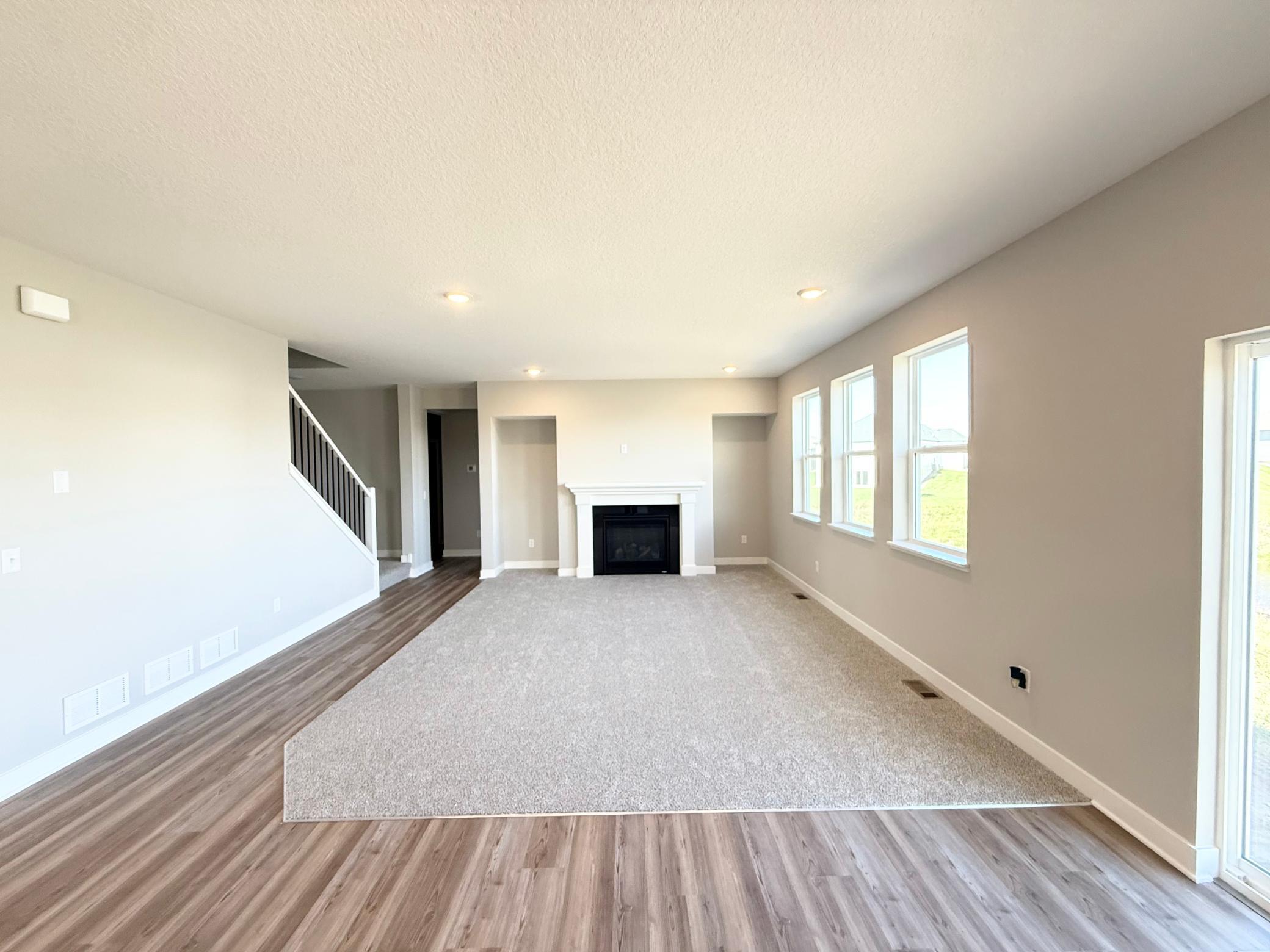 9768 47th Bay Ne Property Photo 12