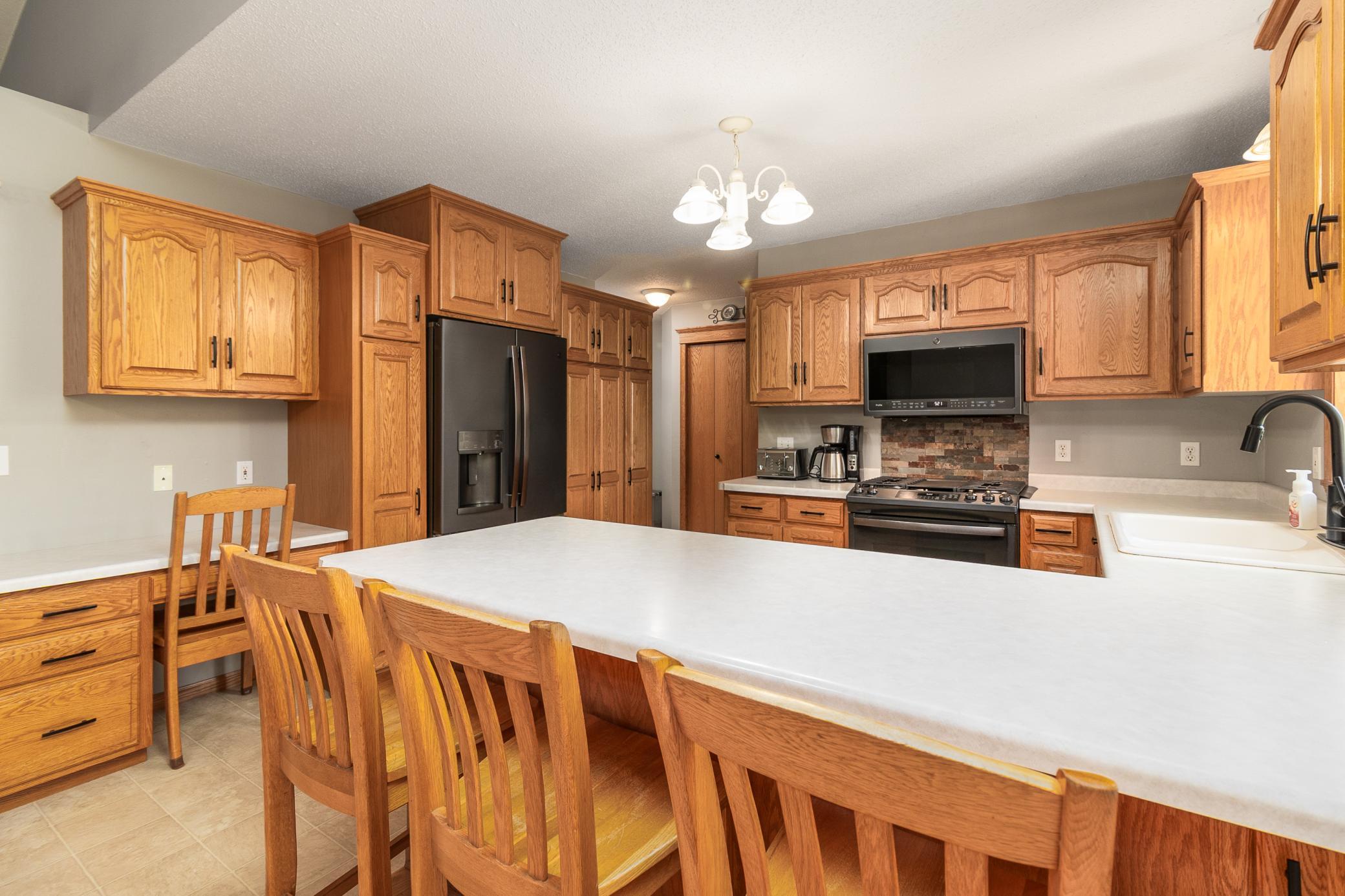22906 Turtle Creek Circle Property Photo 4