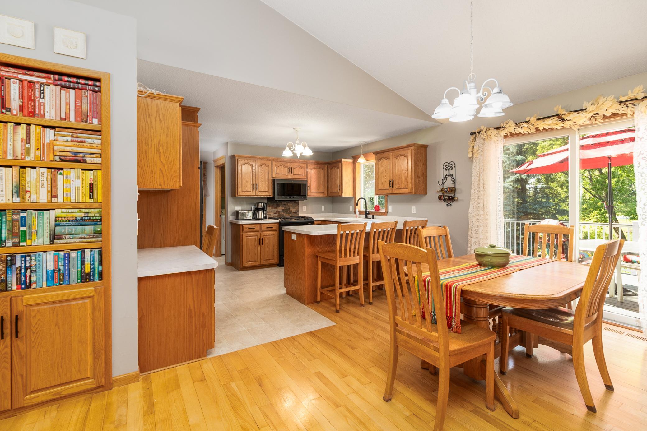 22906 Turtle Creek Circle Property Photo 6