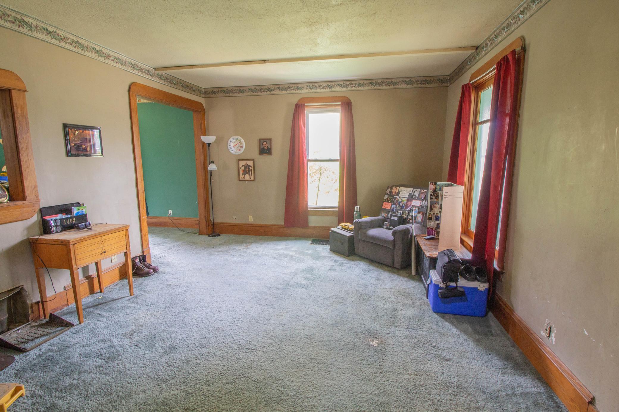 1402 9th Avenue Nw Property Photo 4