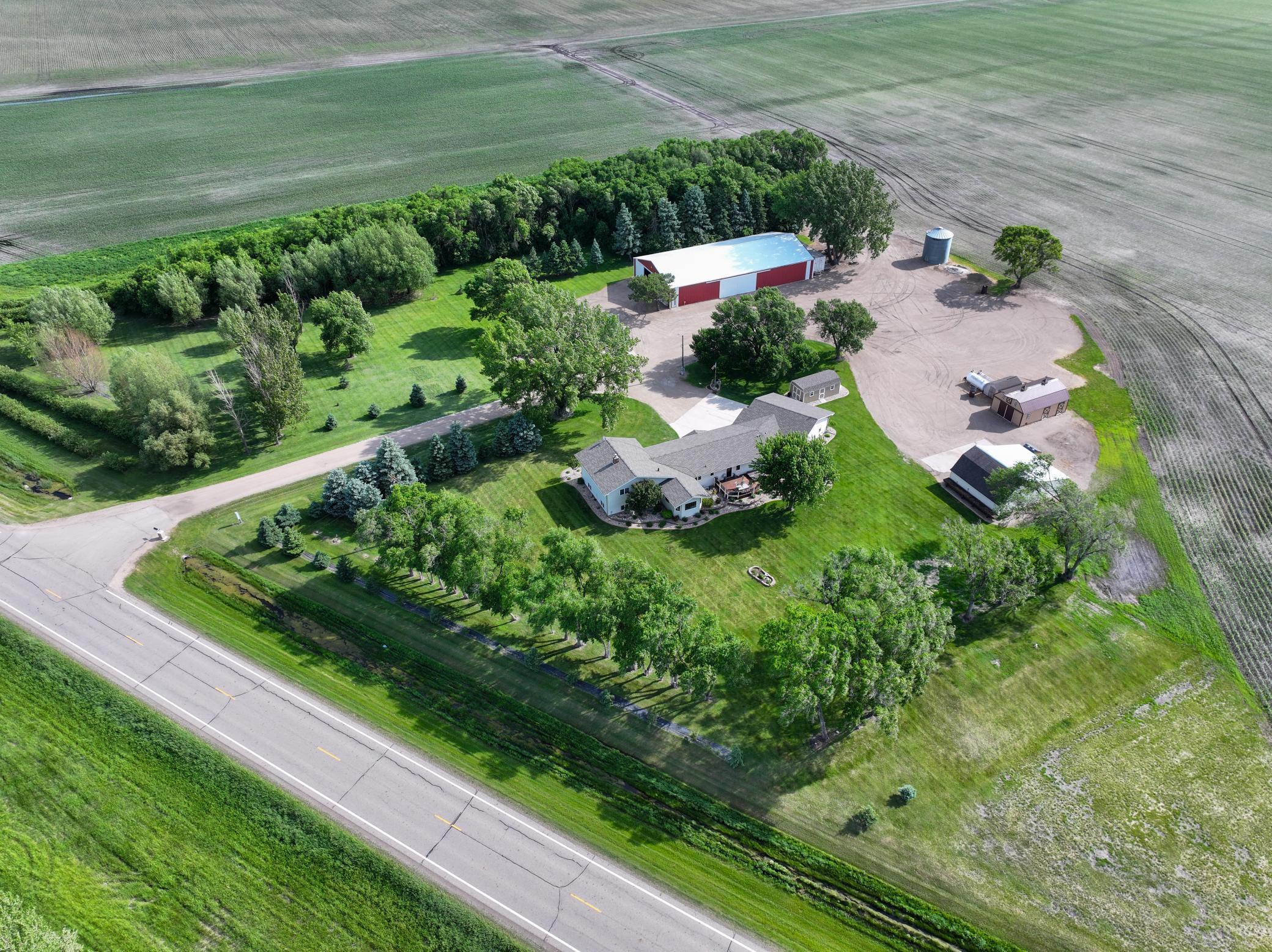 16824 State Highway 9 Property Photo 2