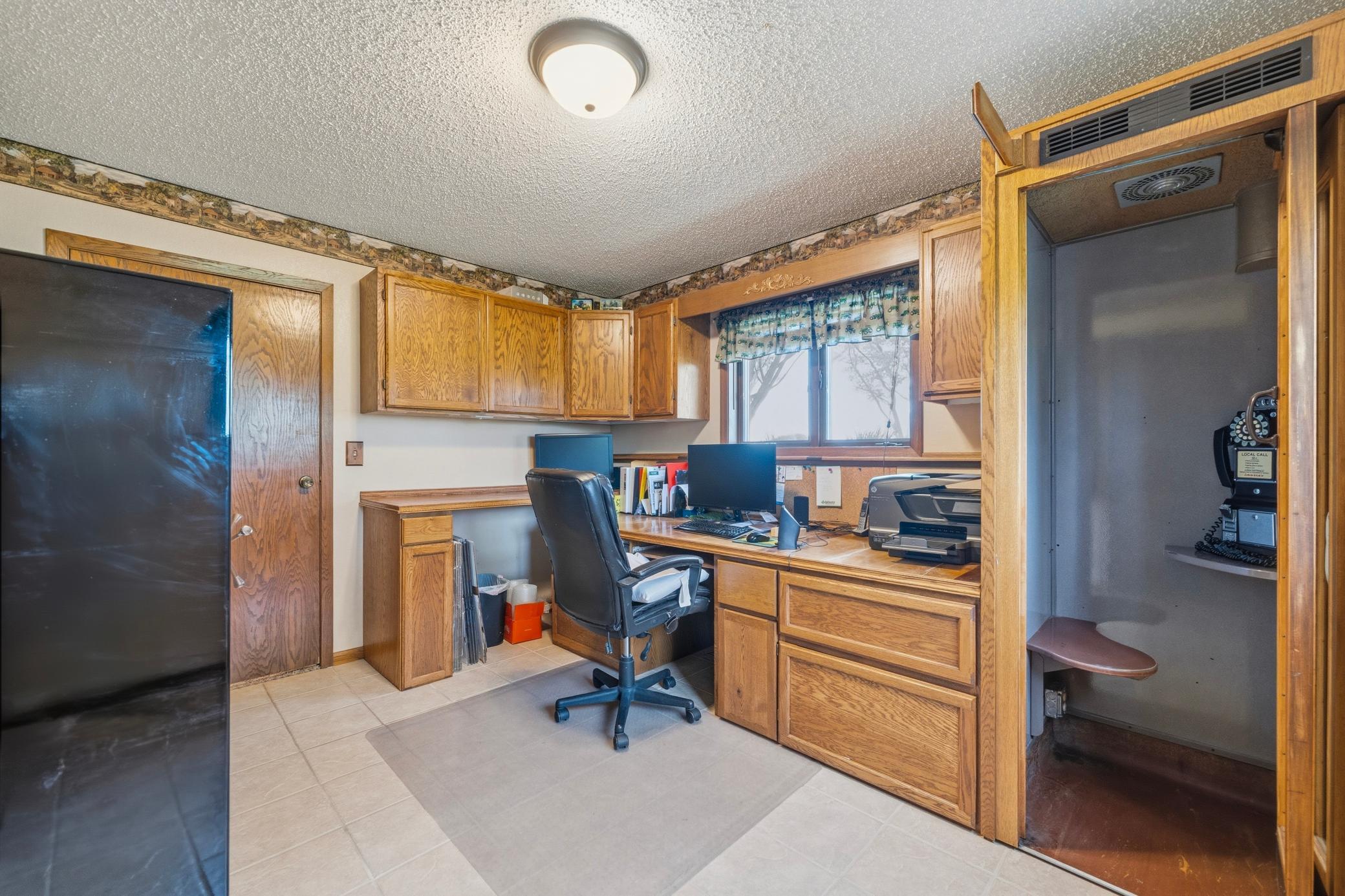 16824 State Highway 9 Property Photo 26