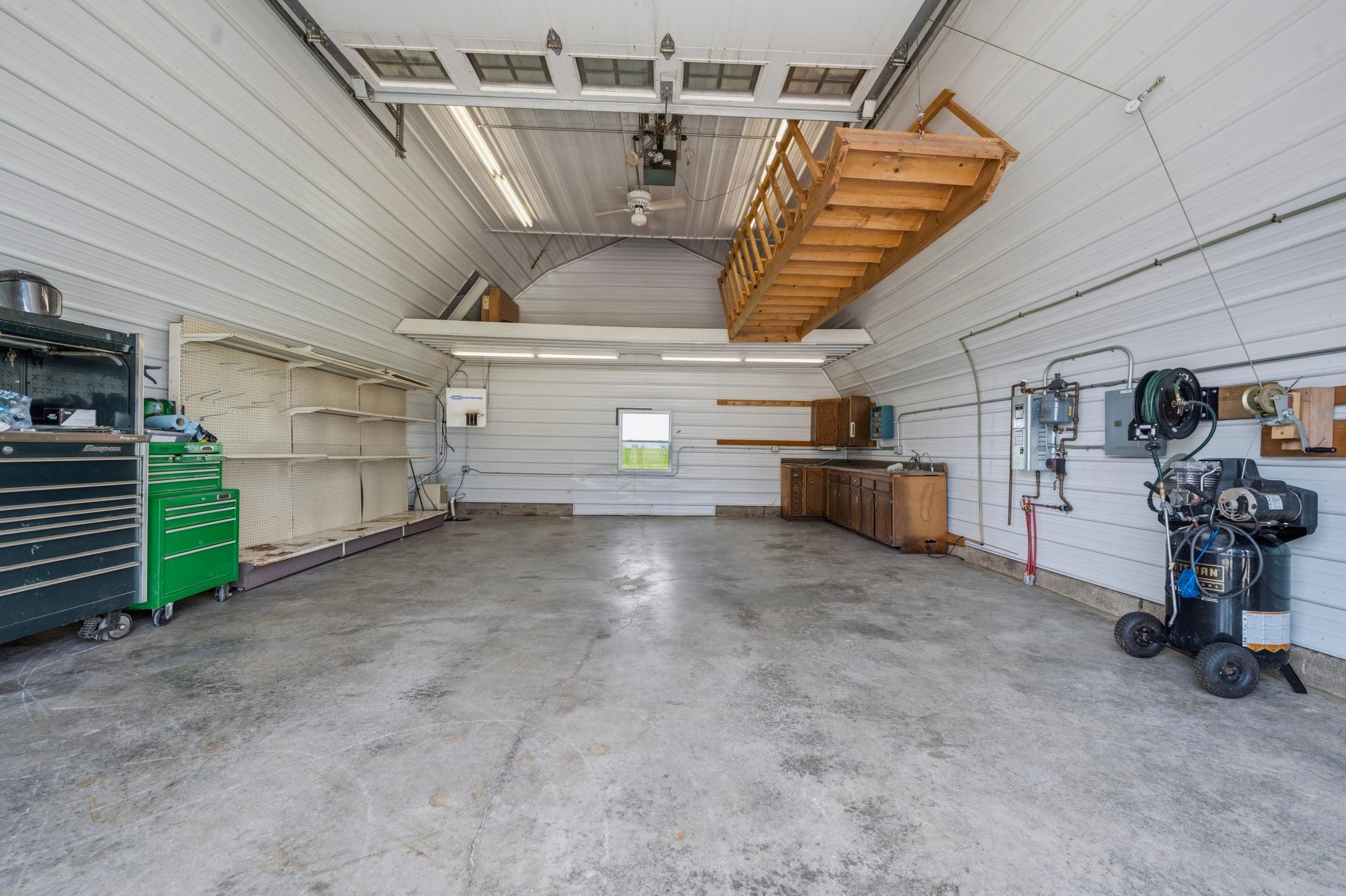 16824 State Highway 9 Property Photo 61