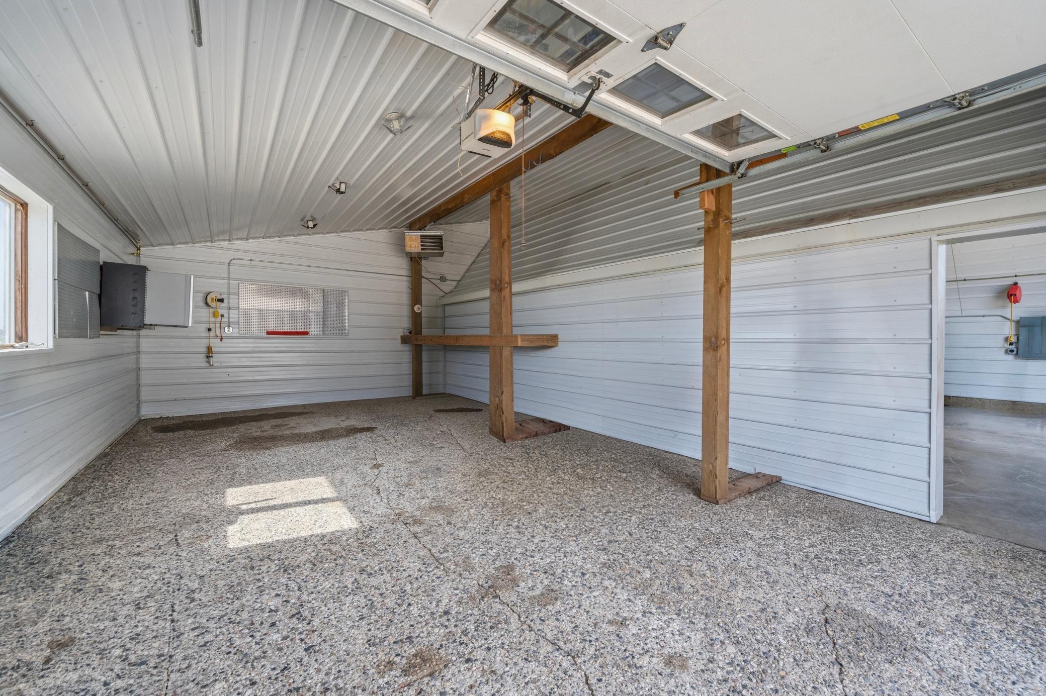 16824 State Highway 9 Property Photo 62