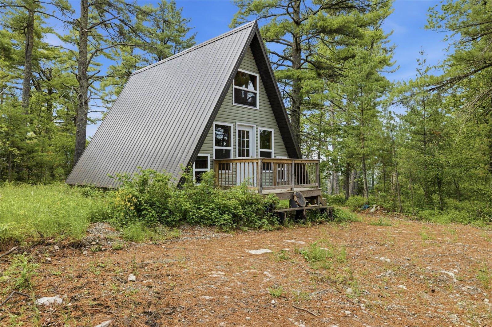 5298 Long Island Property Photo 5