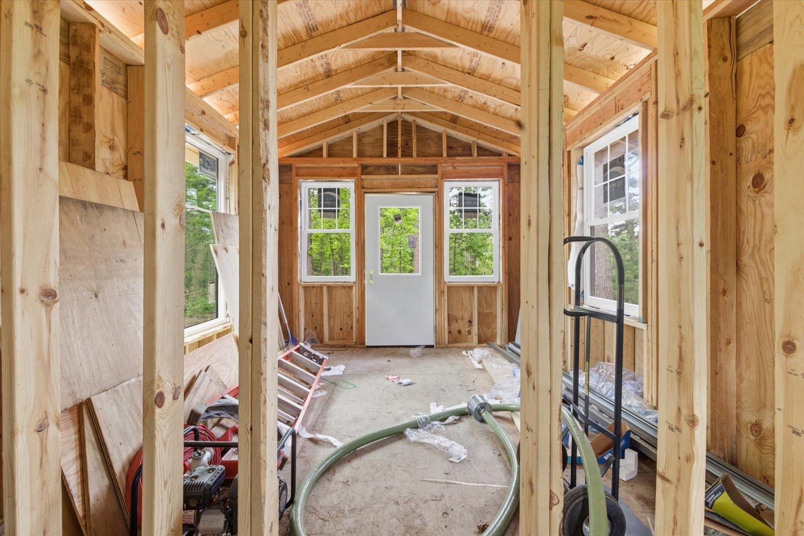 5298 Long Island Property Photo 20