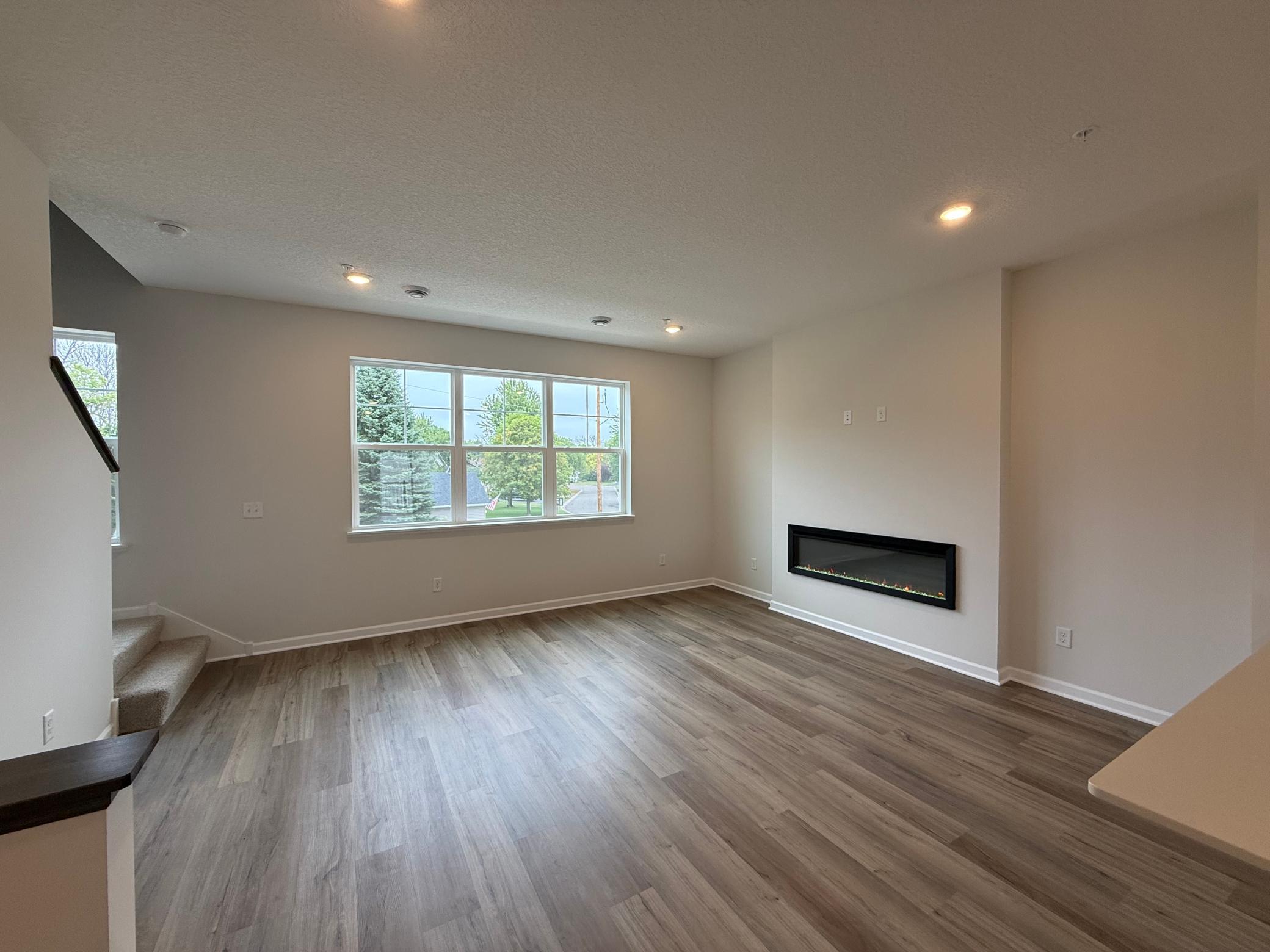 13628 Willow Drive Property Photo 2
