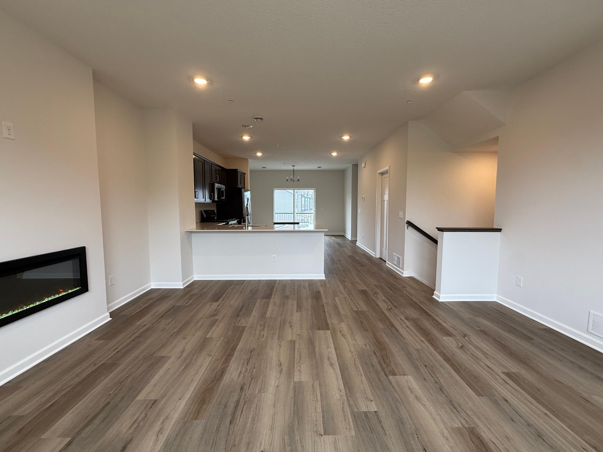 13628 Willow Drive Property Photo 4