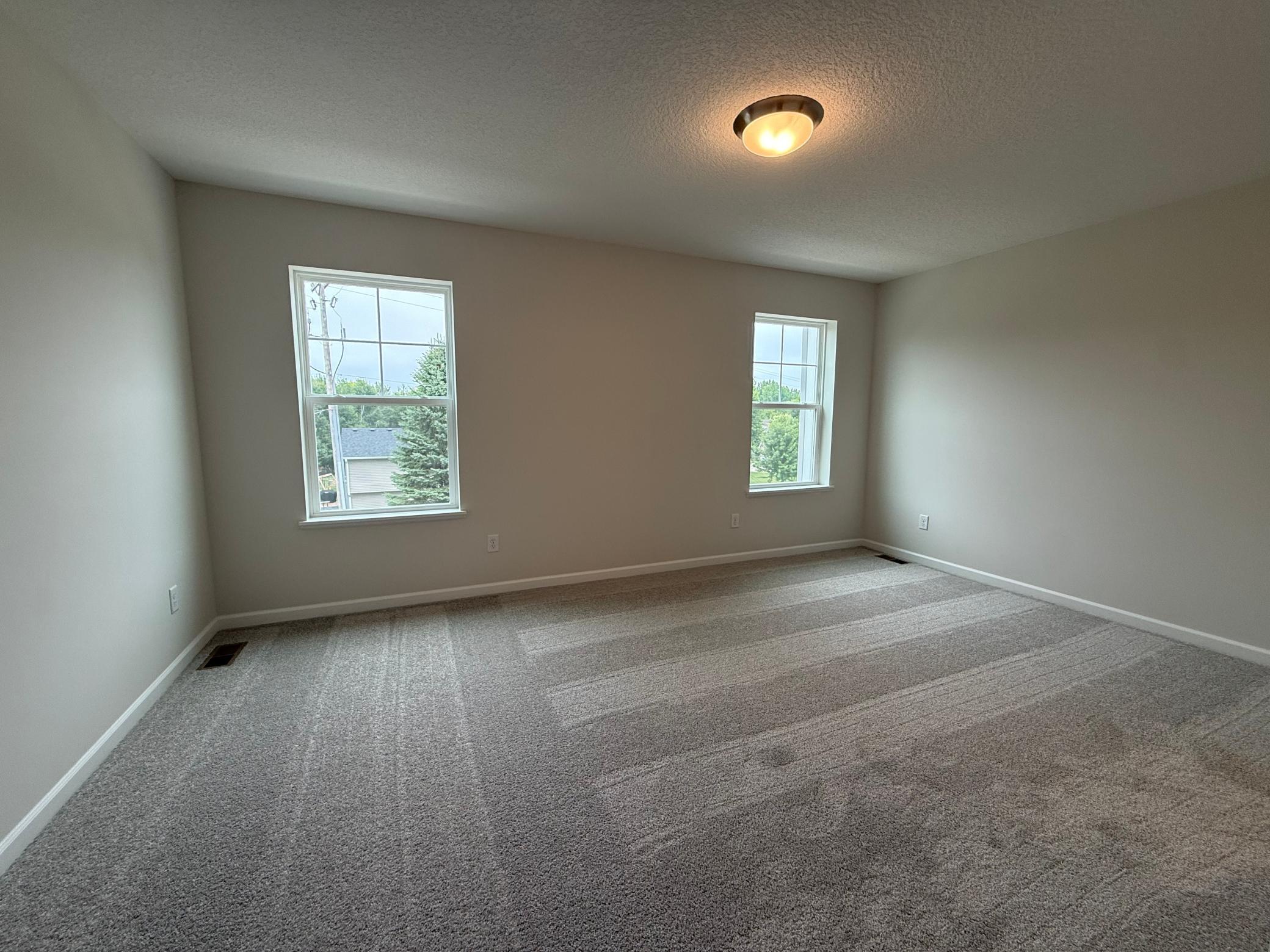 13628 Willow Drive Property Photo 7