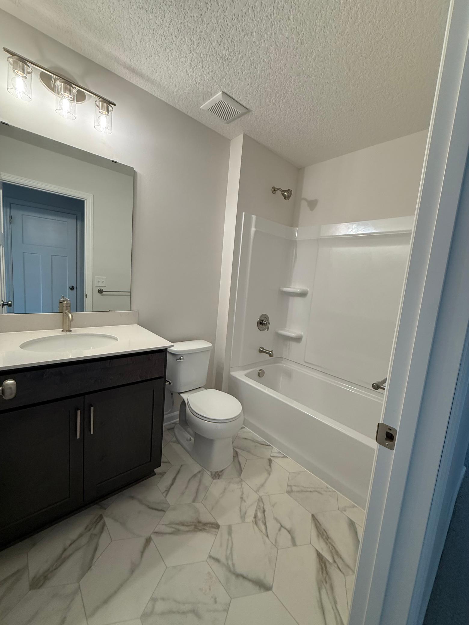 13628 Willow Drive Property Photo 10