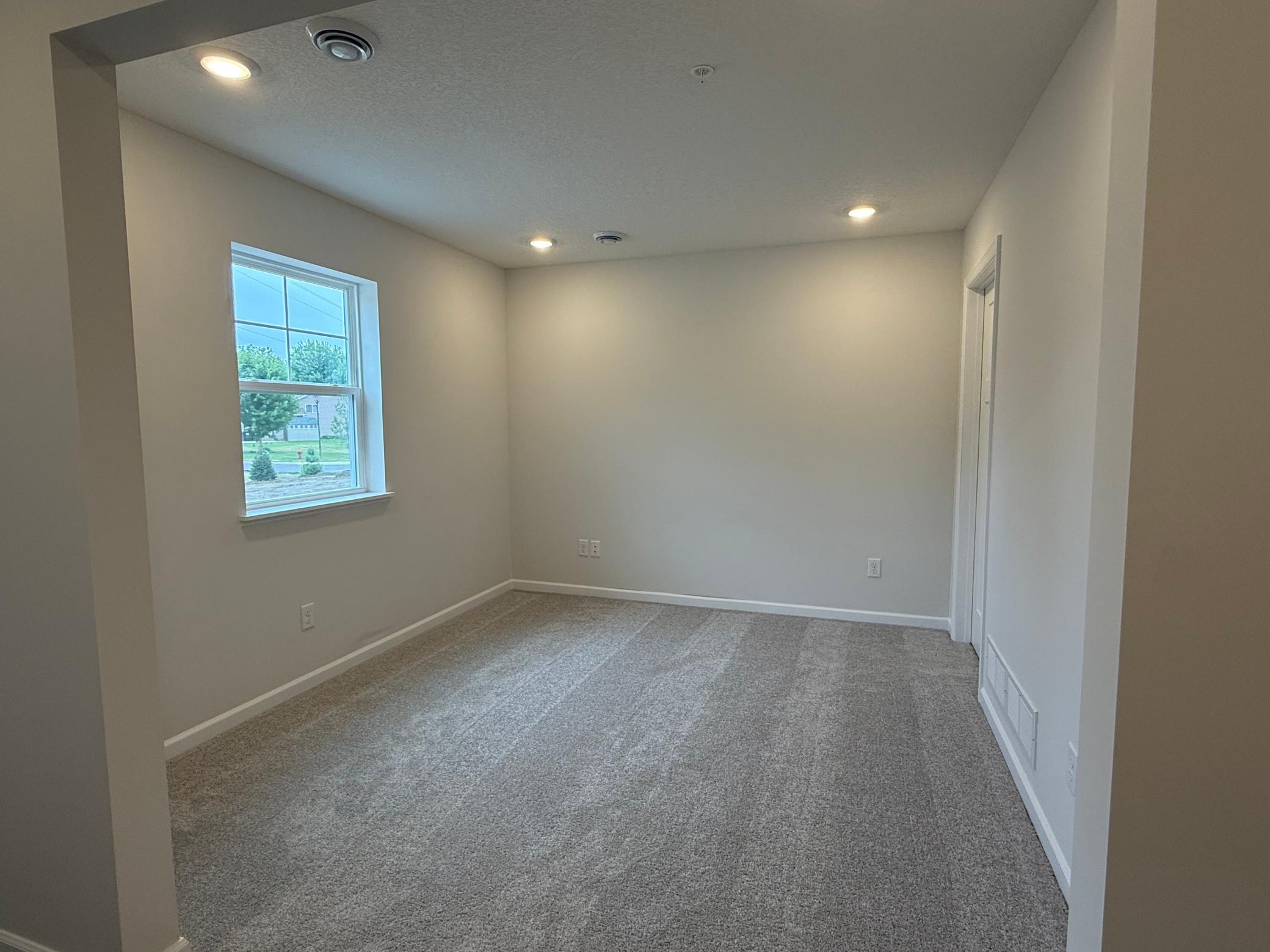 13628 Willow Drive Property Photo 12