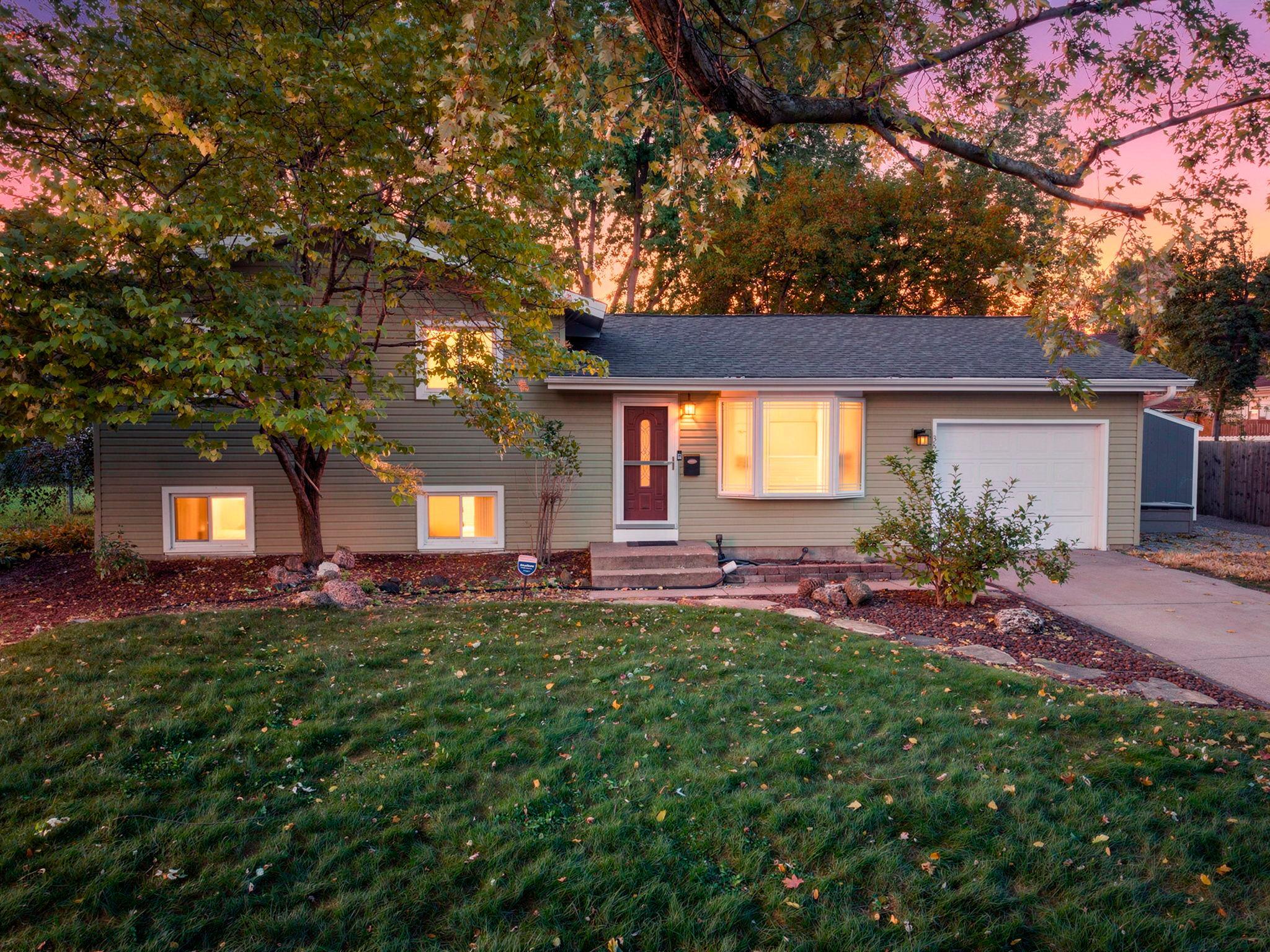3865 Gettysburg Avenue N Property Photo 1