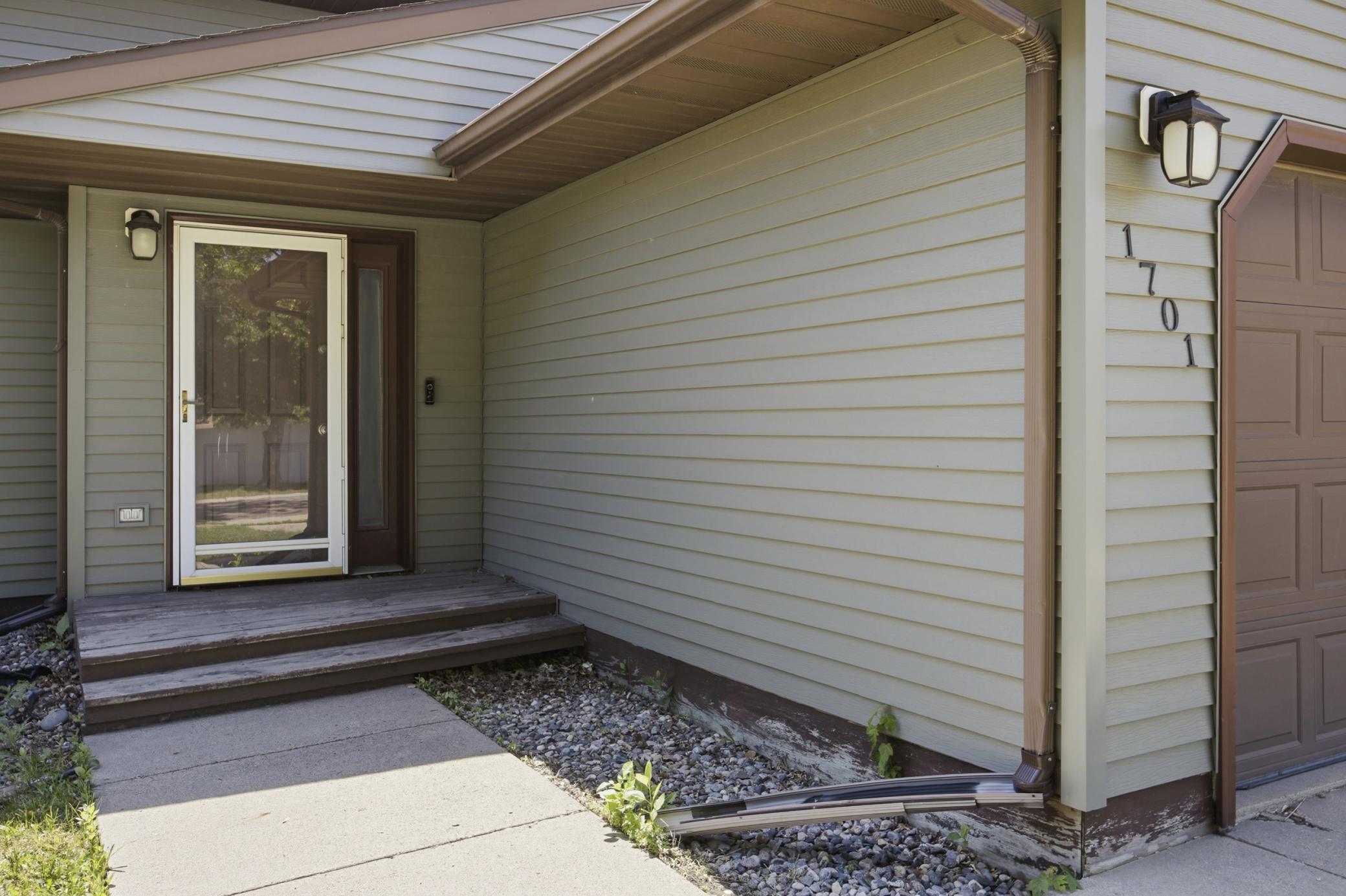 1701 3rd Avenue E Property Photo 3