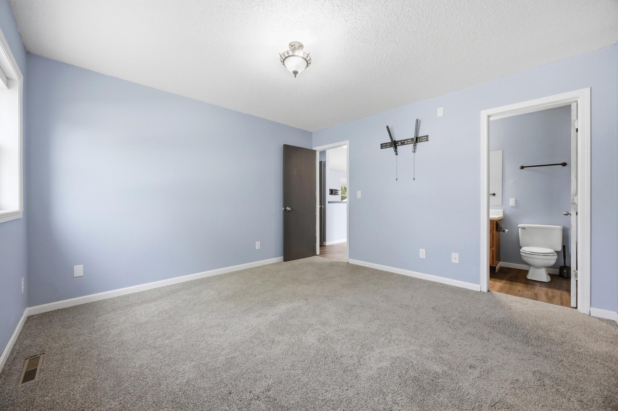 1701 3rd Avenue E Property Photo 15