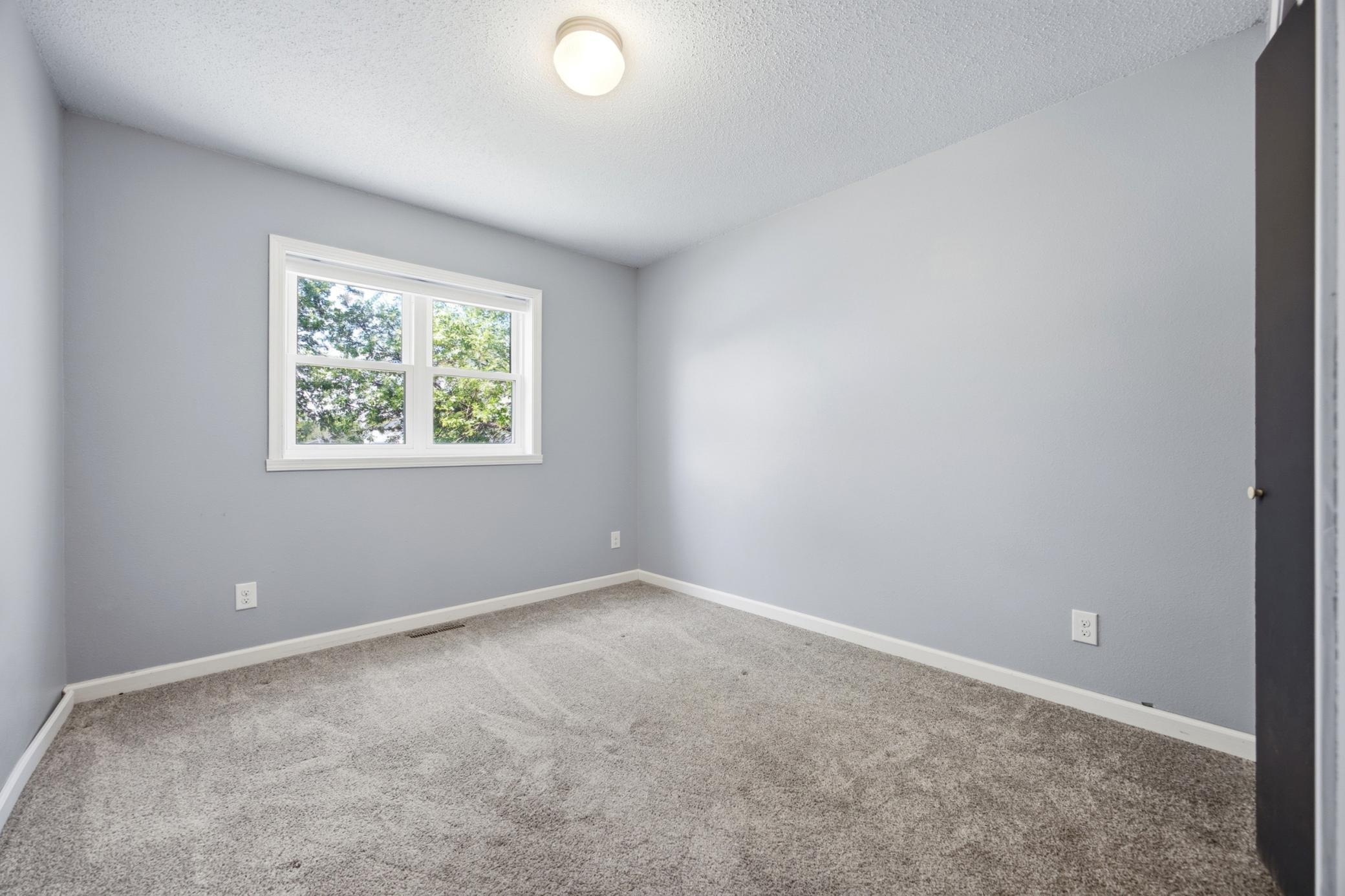 1701 3rd Avenue E Property Photo 17