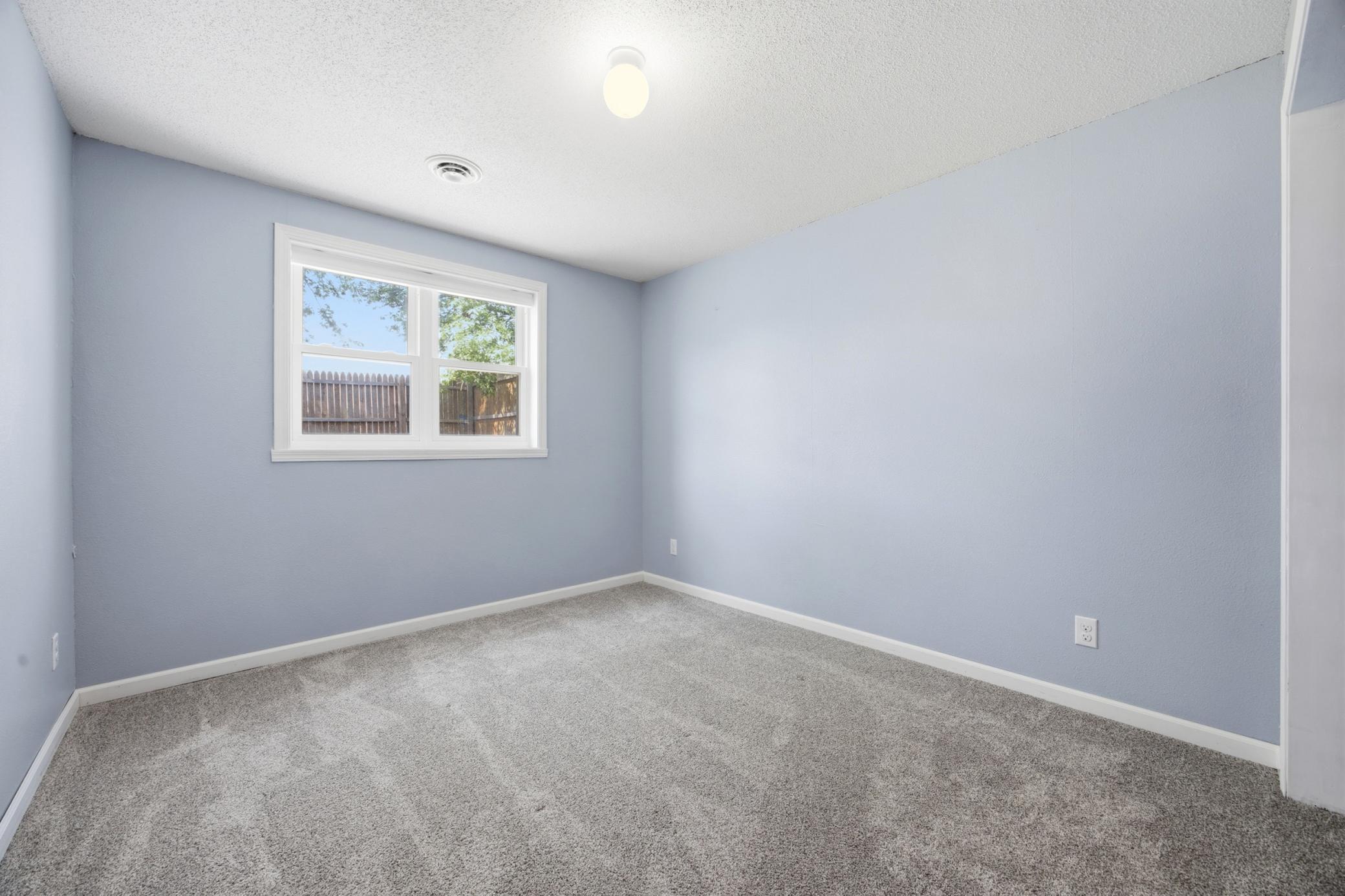 1701 3rd Avenue E Property Photo 23