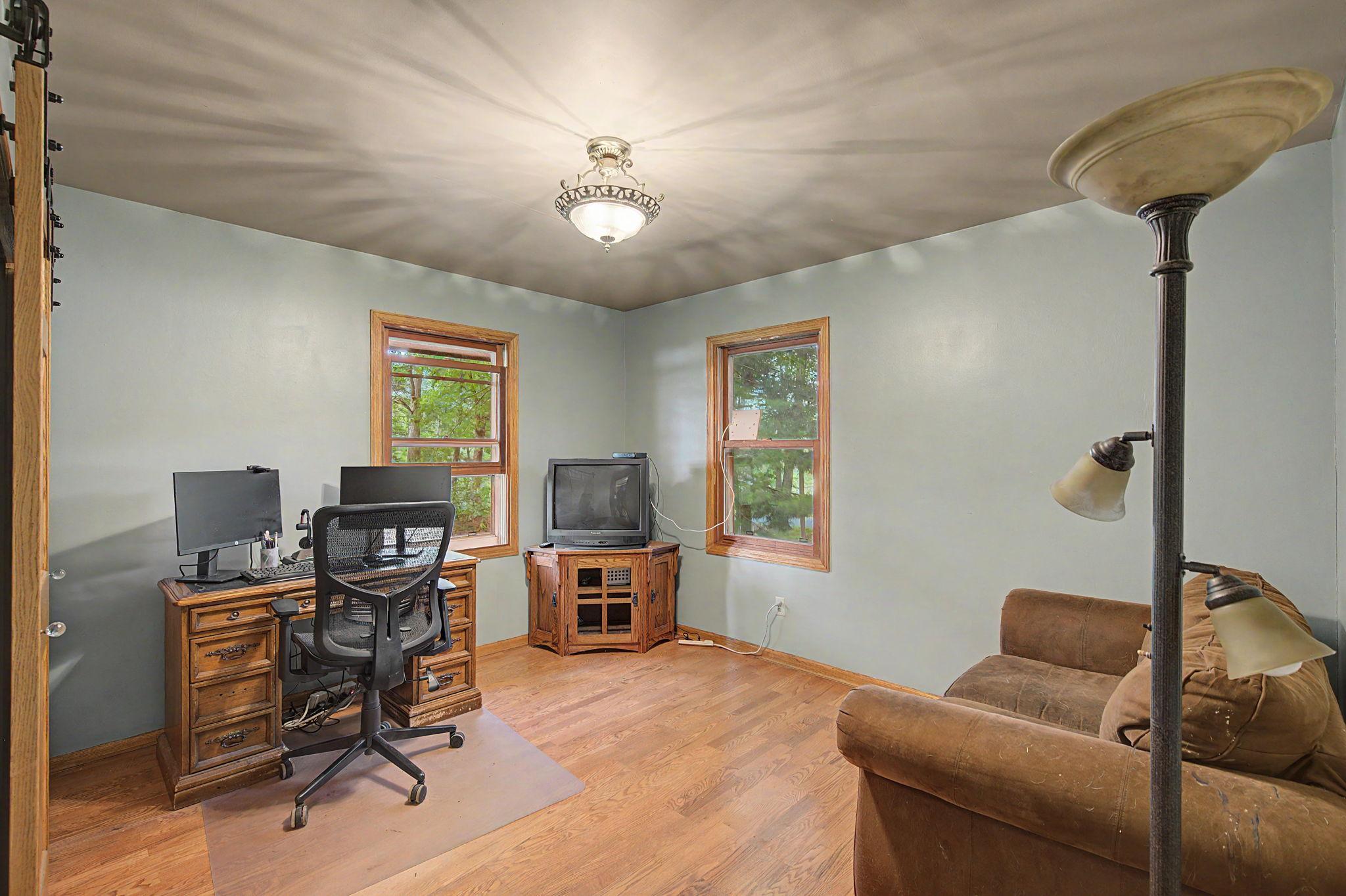17356 Hiawatha Beach Drive Ne Property Photo 13