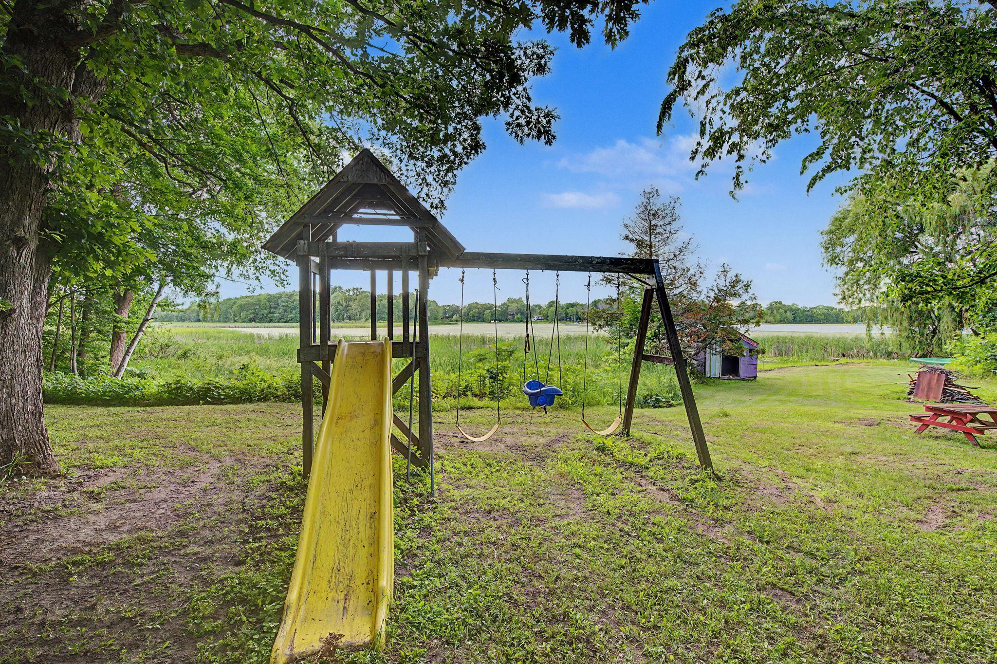 17356 Hiawatha Beach Drive Ne Property Photo 19