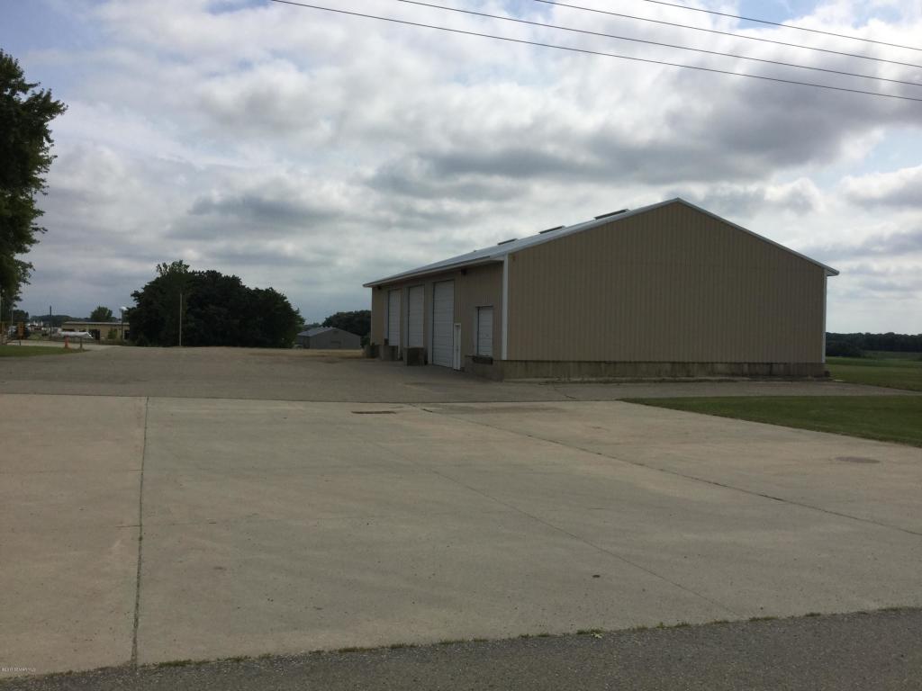 2360 Becker Drive Property Photo 2