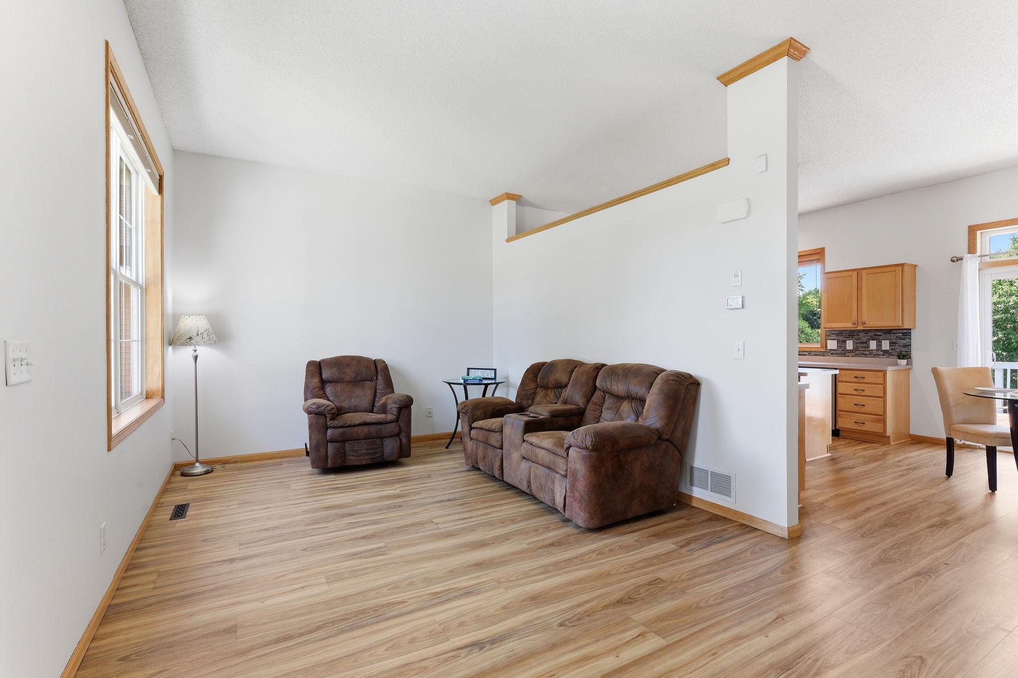 19886 Evensong Avenue Property Photo 6