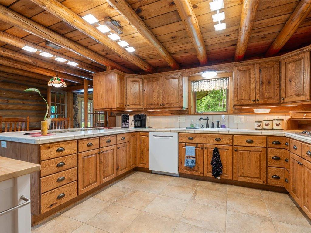 23729 Cooley Drive Property Photo 3
