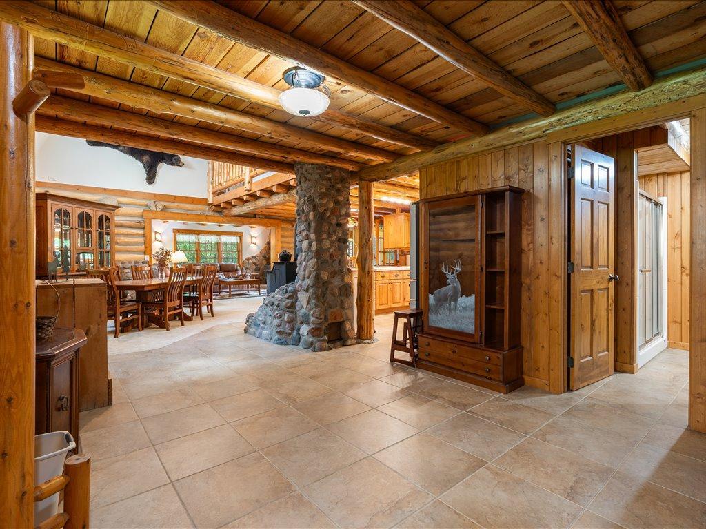23729 Cooley Drive Property Photo 8