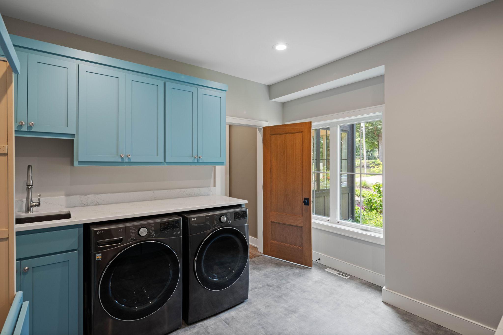 860 Windjammer Lane Property Photo 46
