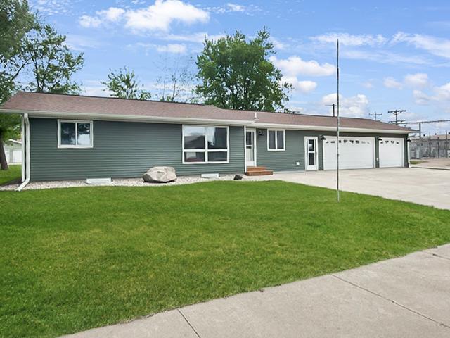 311 S Park Street Property Photo 2