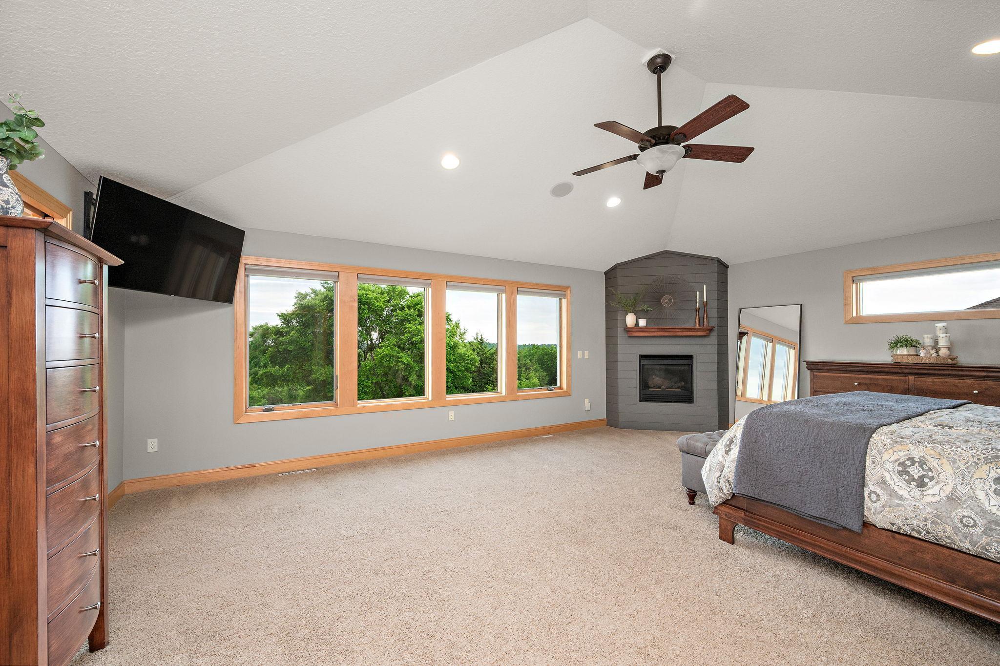 2210 Lancaster Avenue Ne Property Photo 13
