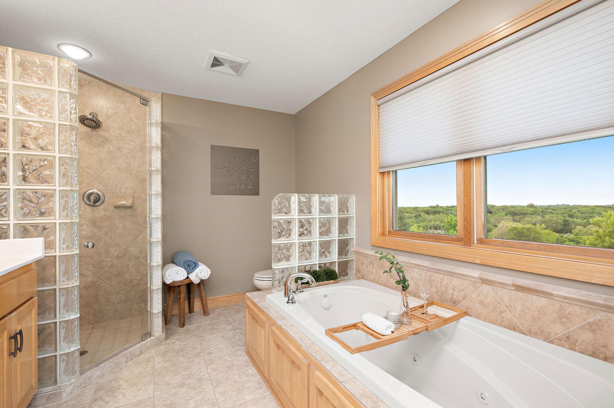 2210 Lancaster Avenue Ne Property Photo 15
