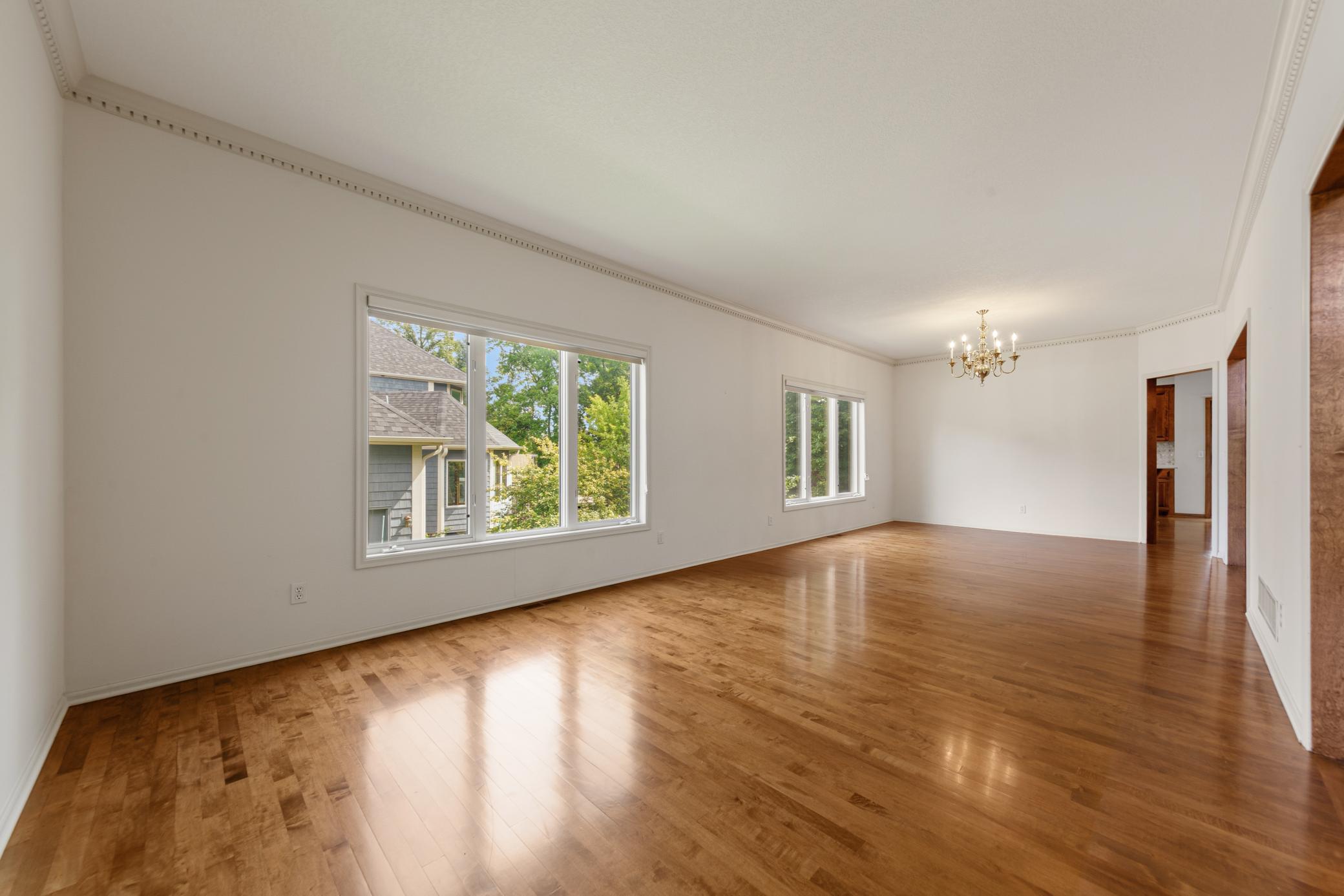 13985 42nd Avenue N Property Photo 15
