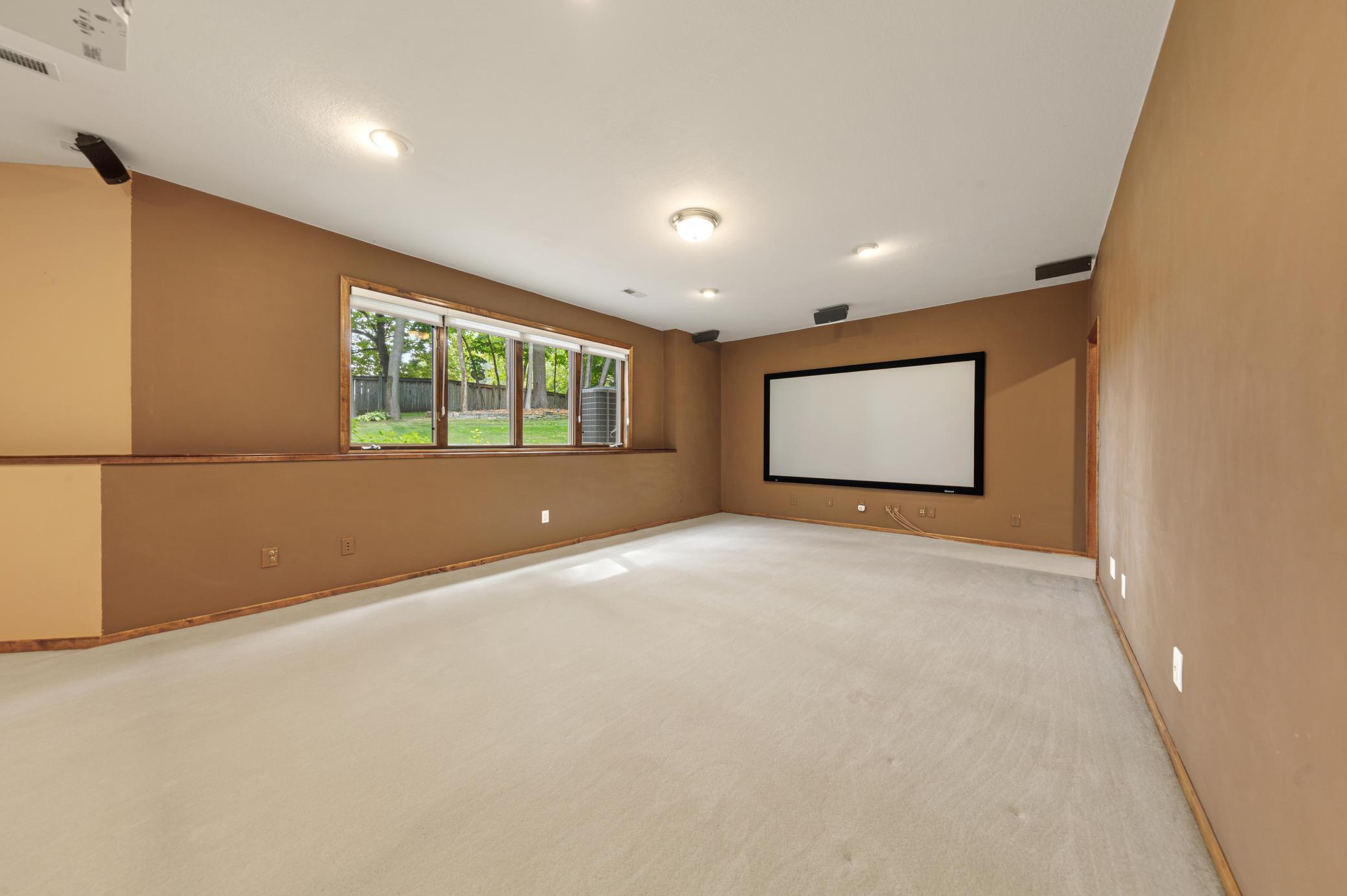 13985 42nd Avenue N Property Photo 56