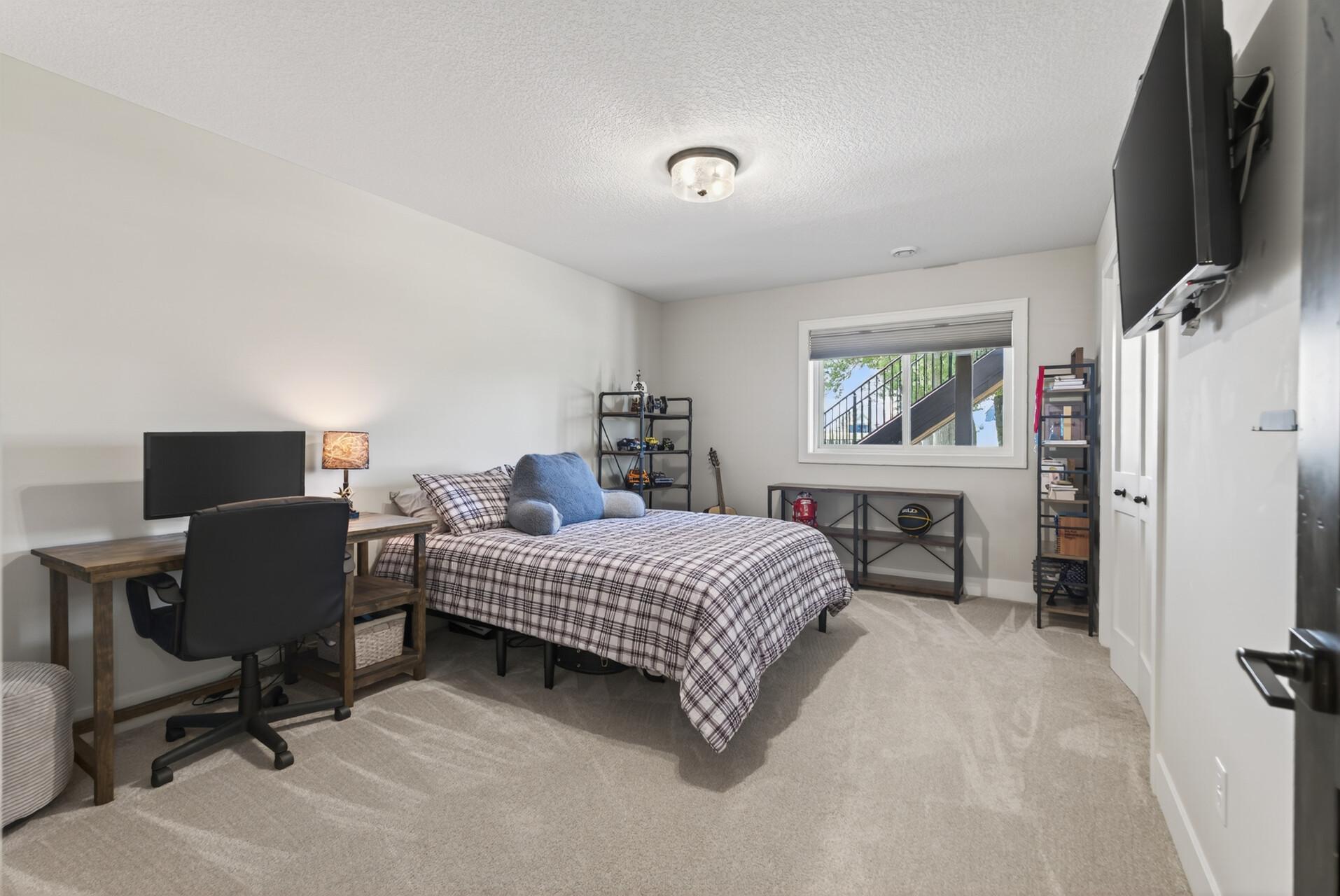 16826 Guarani Street Nw Property Photo 85