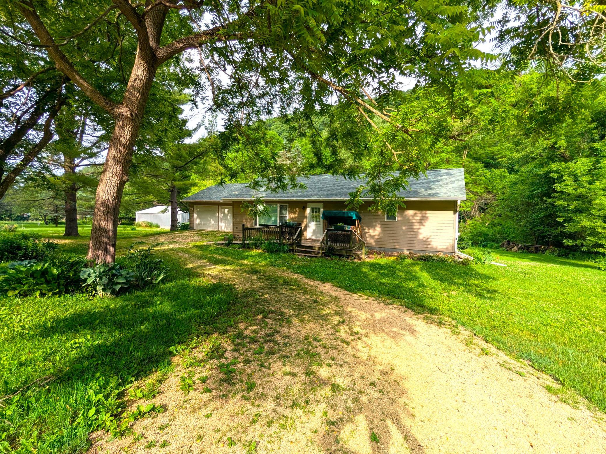 24082 Homer Valley Road Property Photo 2