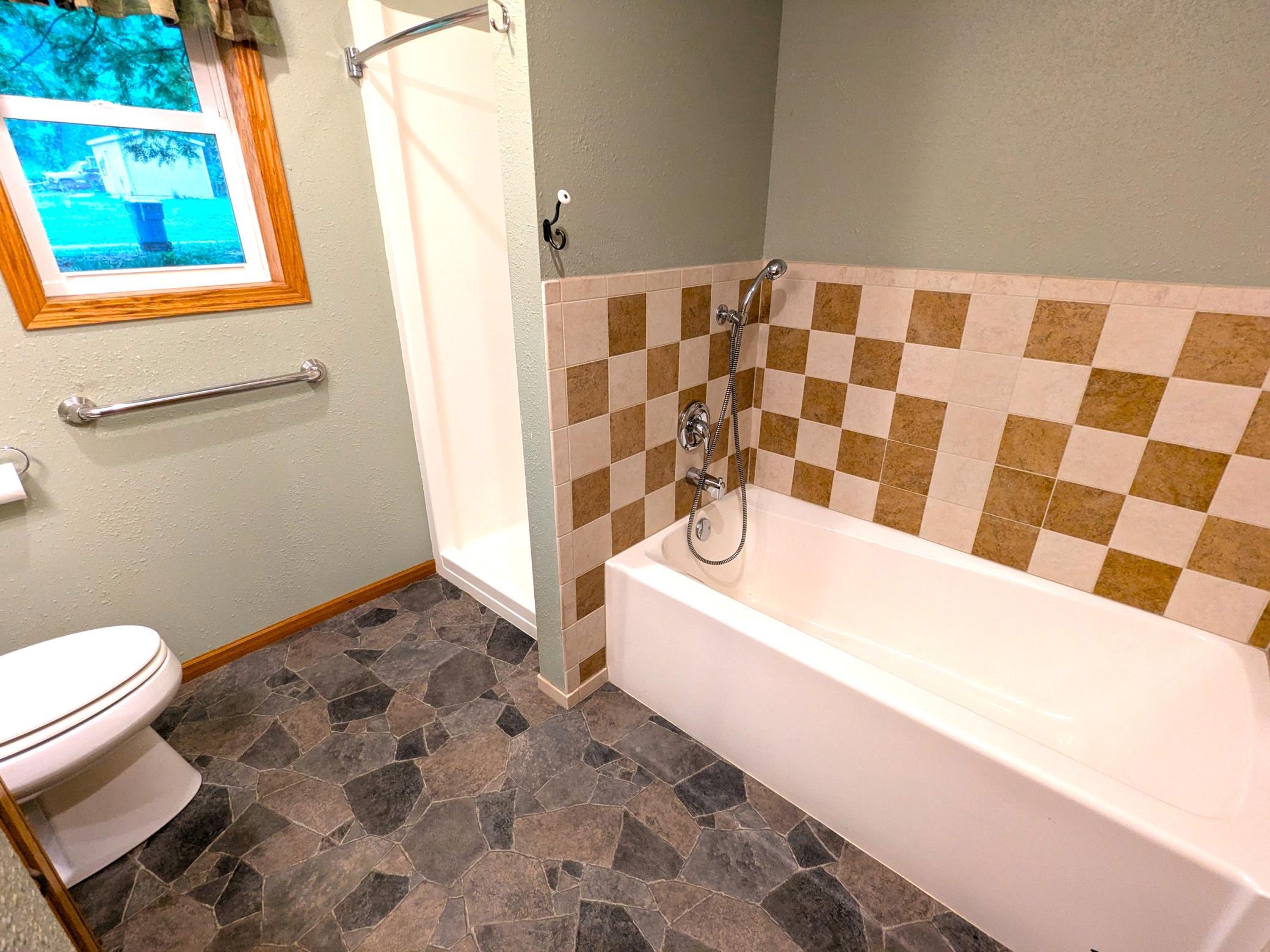 24082 Homer Valley Road Property Photo 13