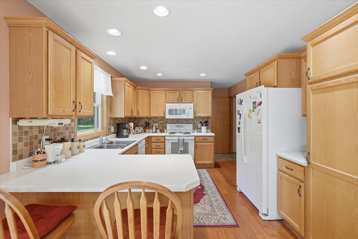 733 220th Street Property Photo 11