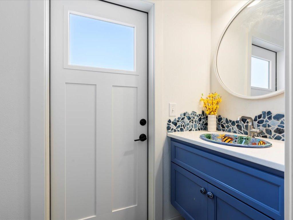 7986 Whitebirch Drive Property Photo 17
