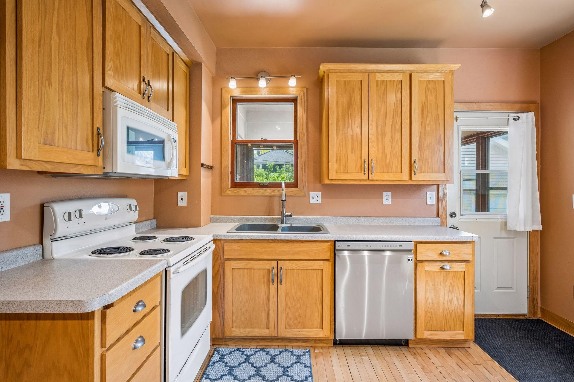 516 7th Avenue N Property Photo 12