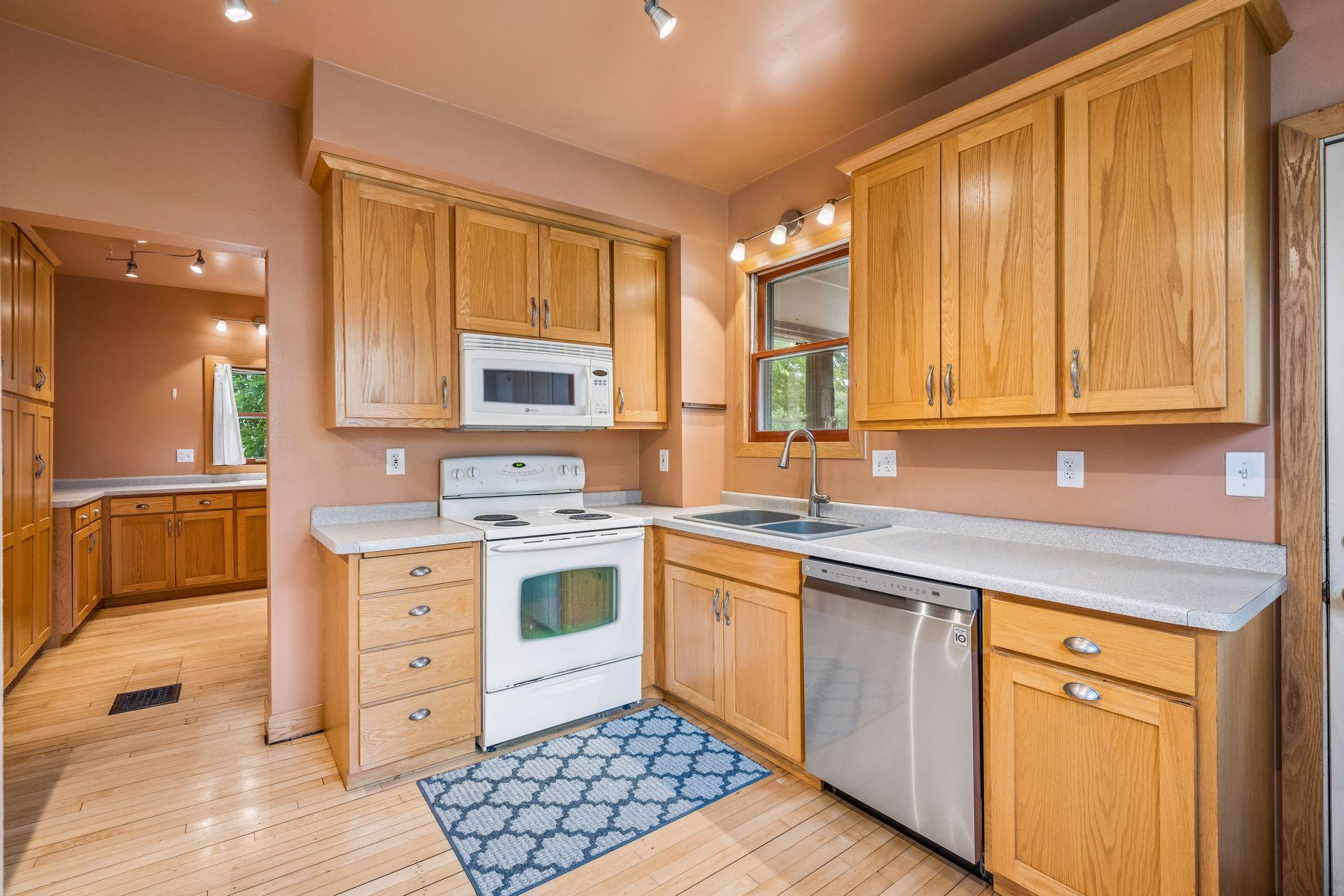 516 7th Avenue N Property Photo 15