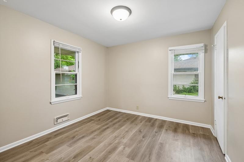 7520 Thomas Avenue S Property Photo 25
