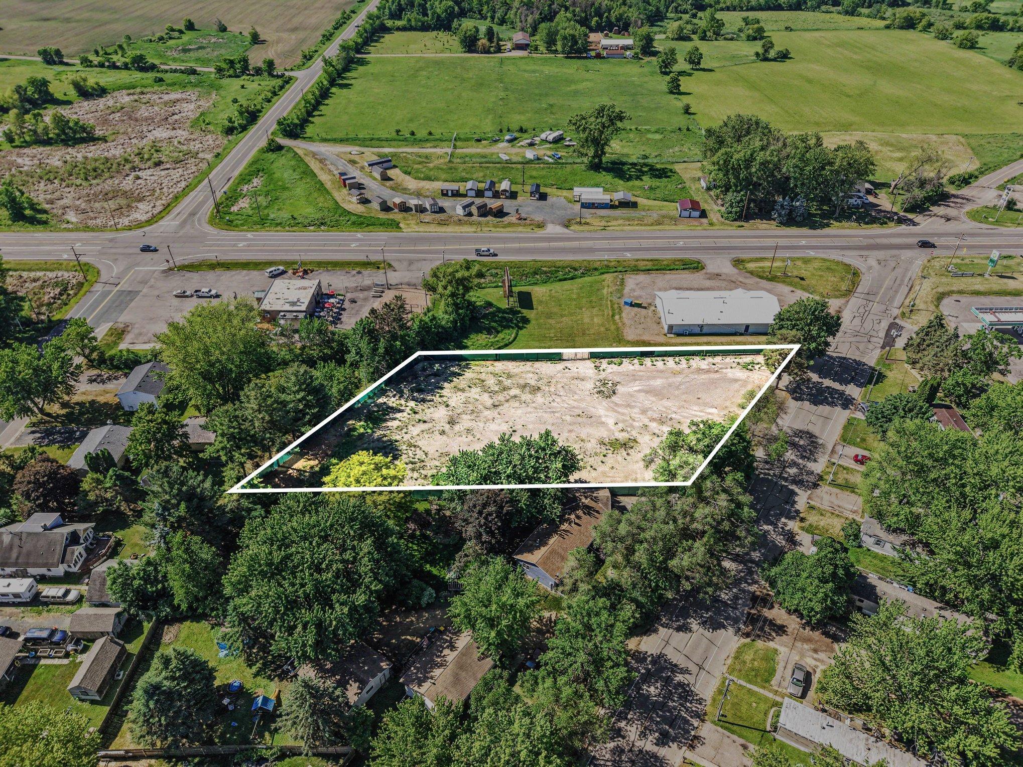30041 Redfield Boulevard Property Photo 10