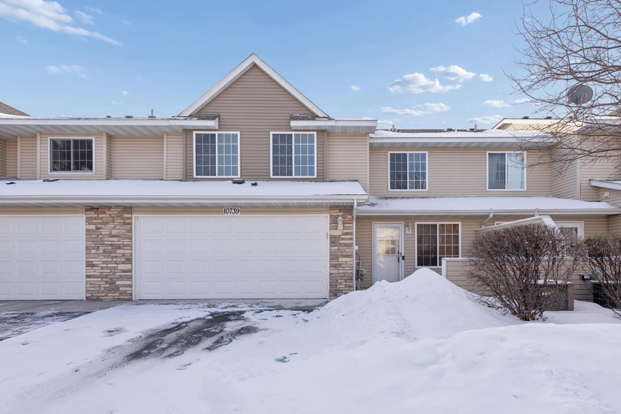 10739 Unity Lane N Property Photo 1